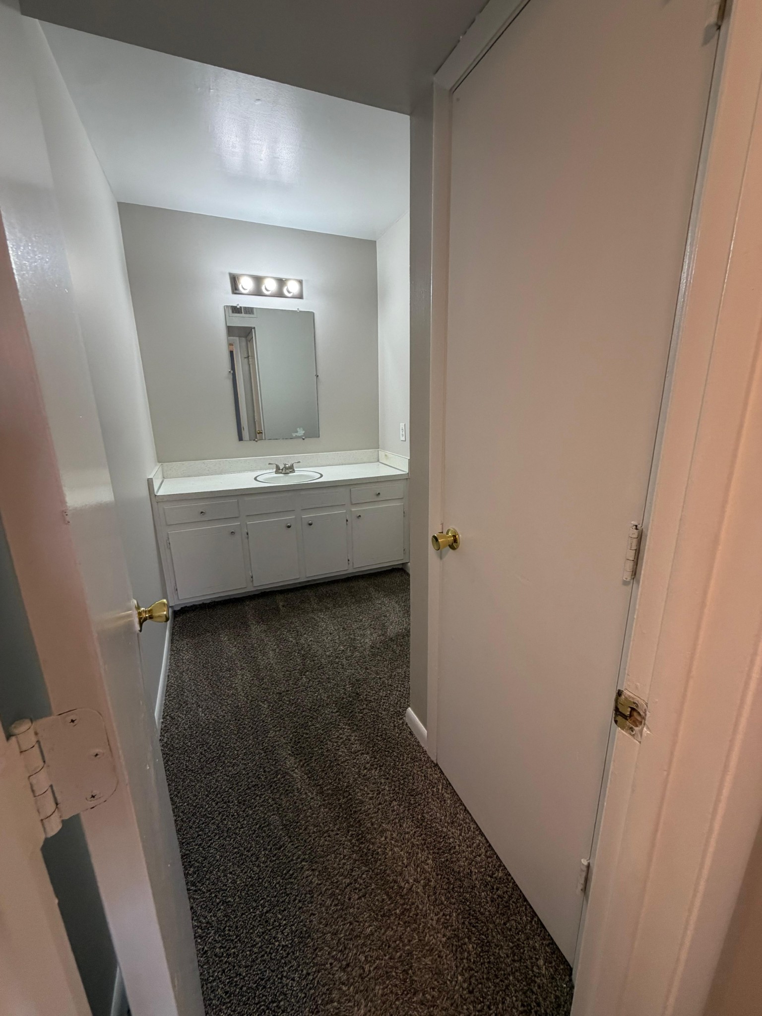 370 Wallace Road Nashville TN 37211