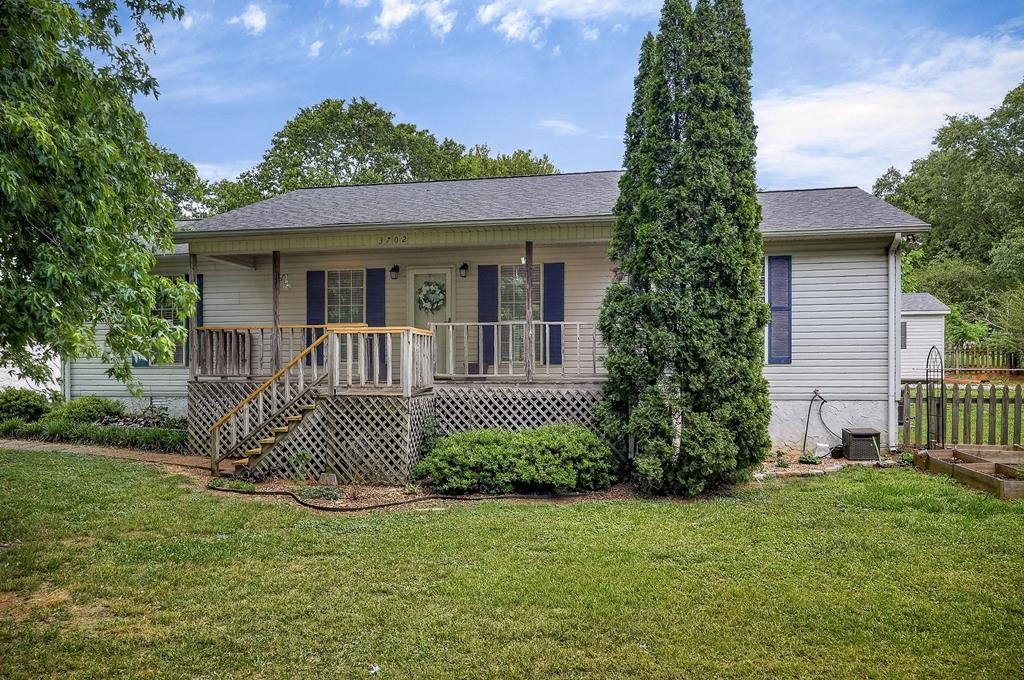 3702 Bartlett Drive Cookeville TN 38506
