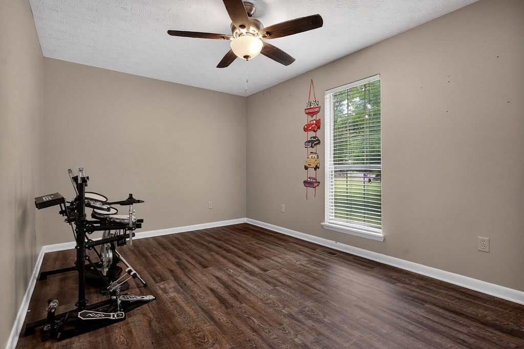3702 Bartlett Drive Cookeville TN 38506