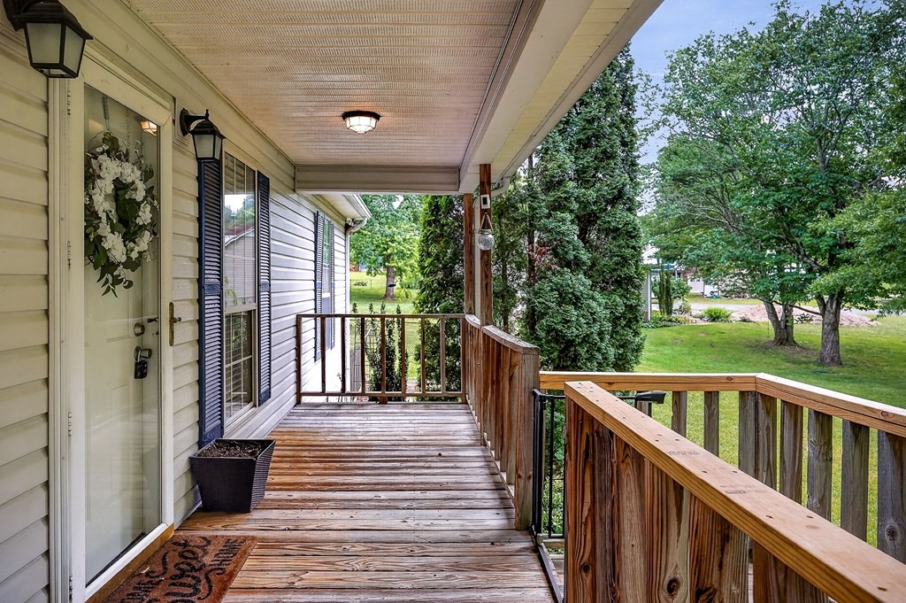 3702 Bartlett Drive Cookeville TN 38506