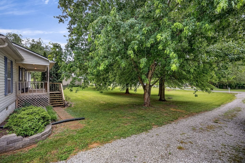 3702 Bartlett Drive Cookeville TN 38506