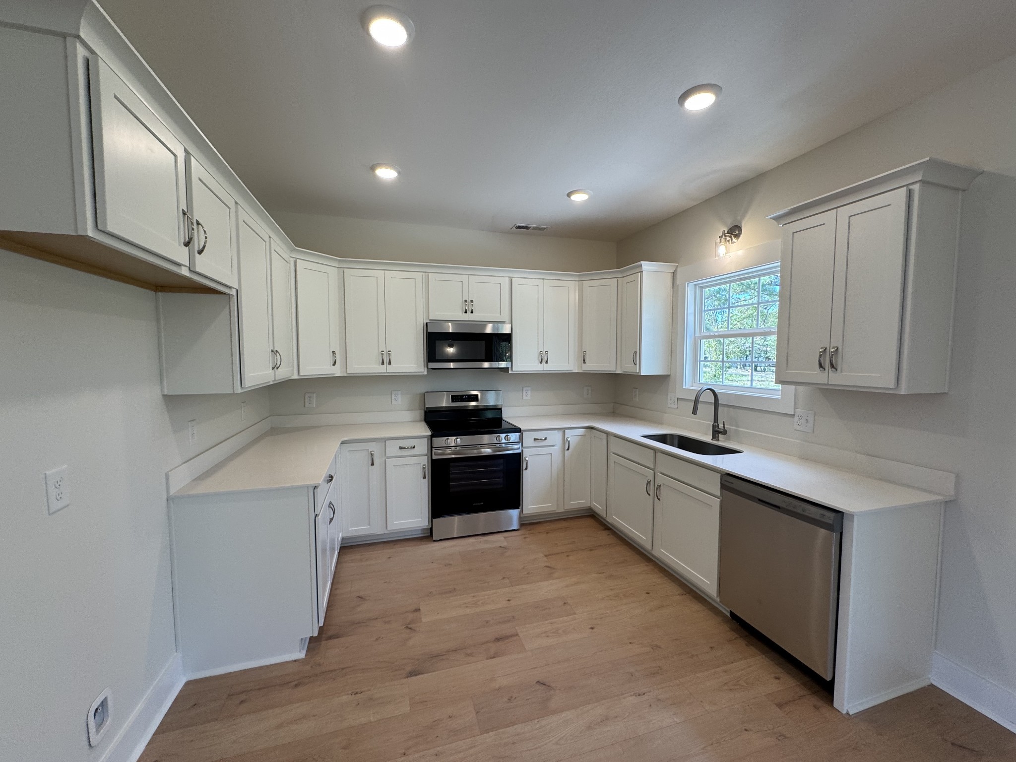 554 Charleston Cove Way Clarksville TN 37043