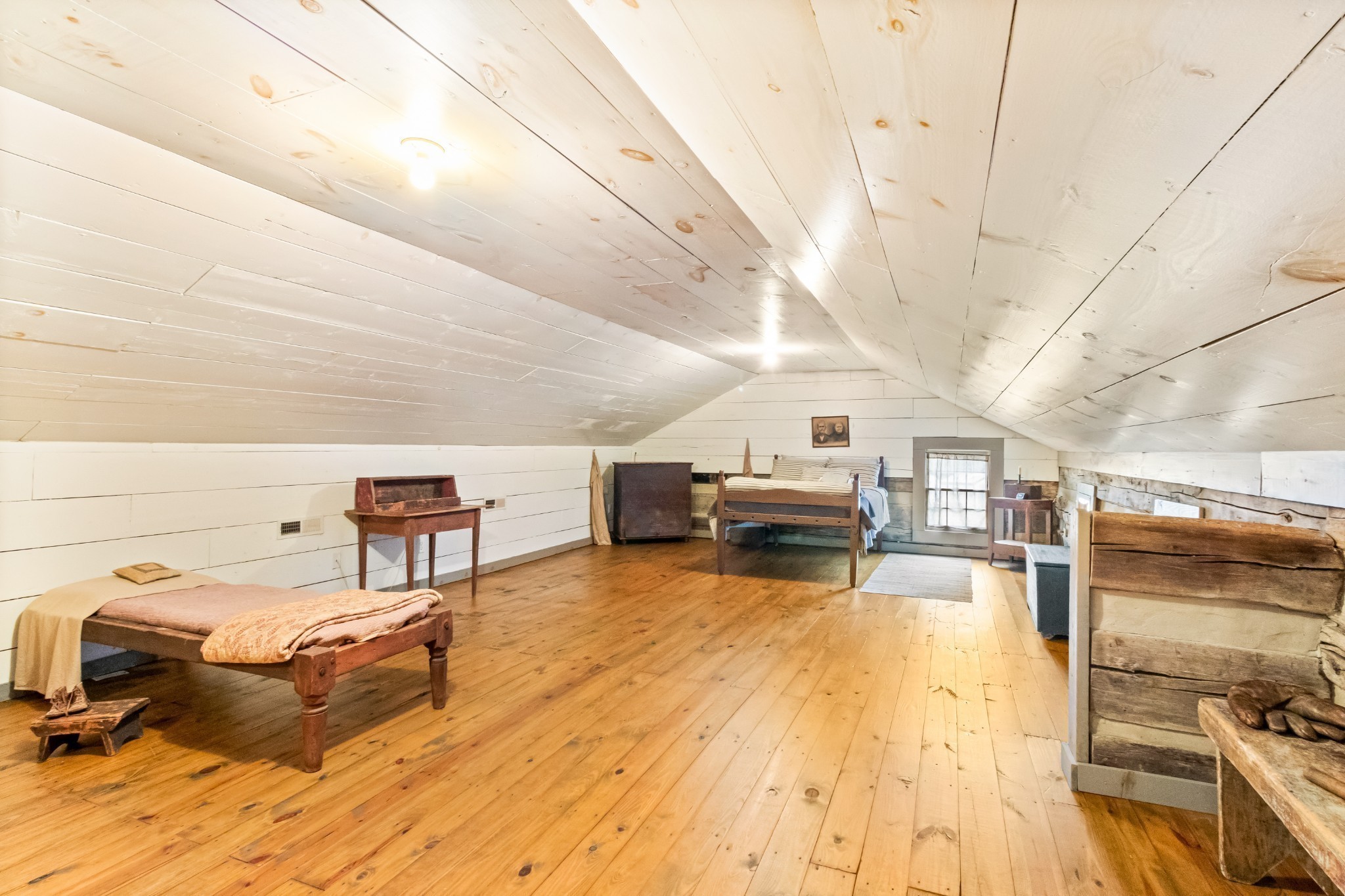 1926 Oak Plains Road Ashland City TN 37015