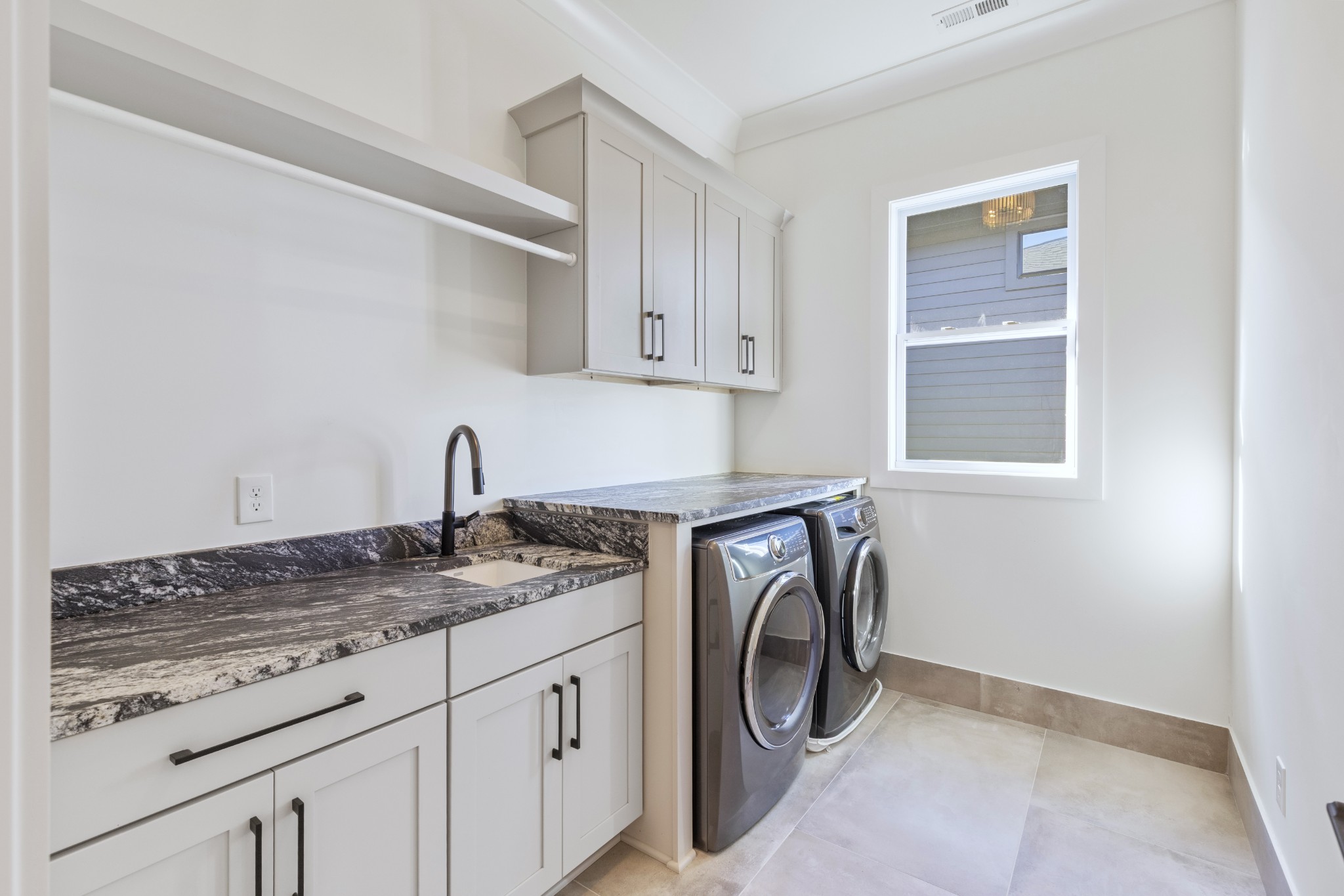 6371 Alamo Place Nashville TN 37209