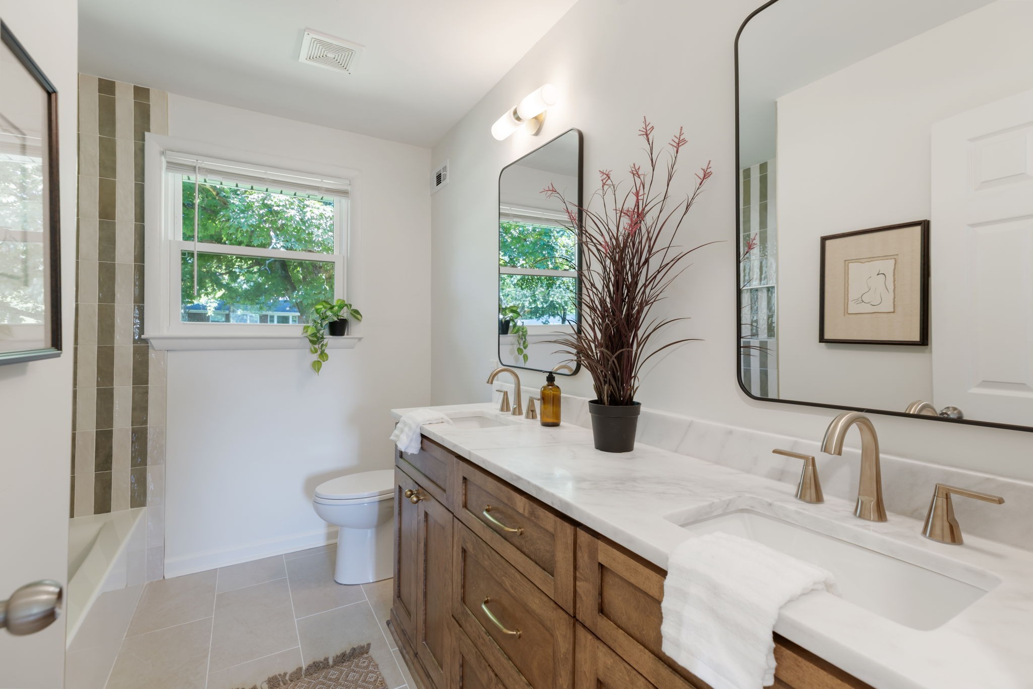 5002 Churchill Drive Nashville TN 37211