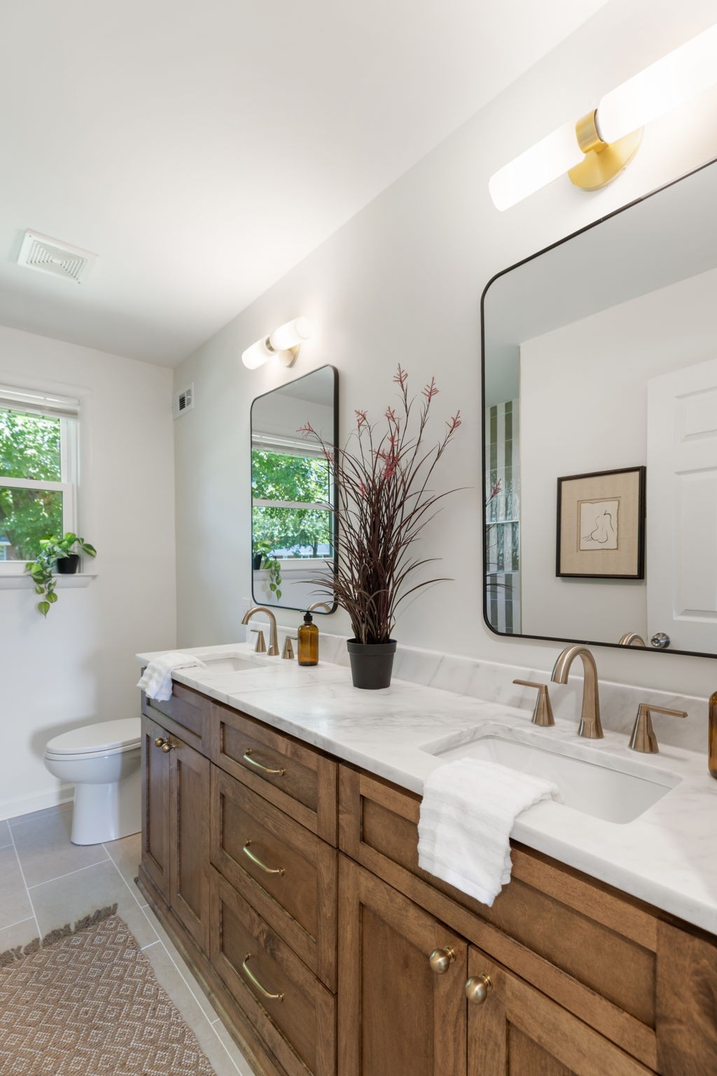 5002 Churchill Drive Nashville TN 37211