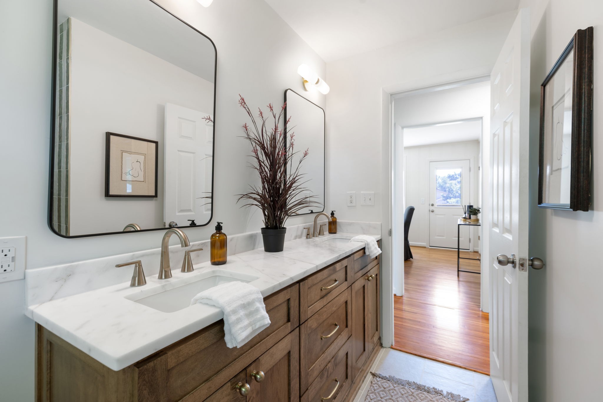 5002 Churchill Drive Nashville TN 37211