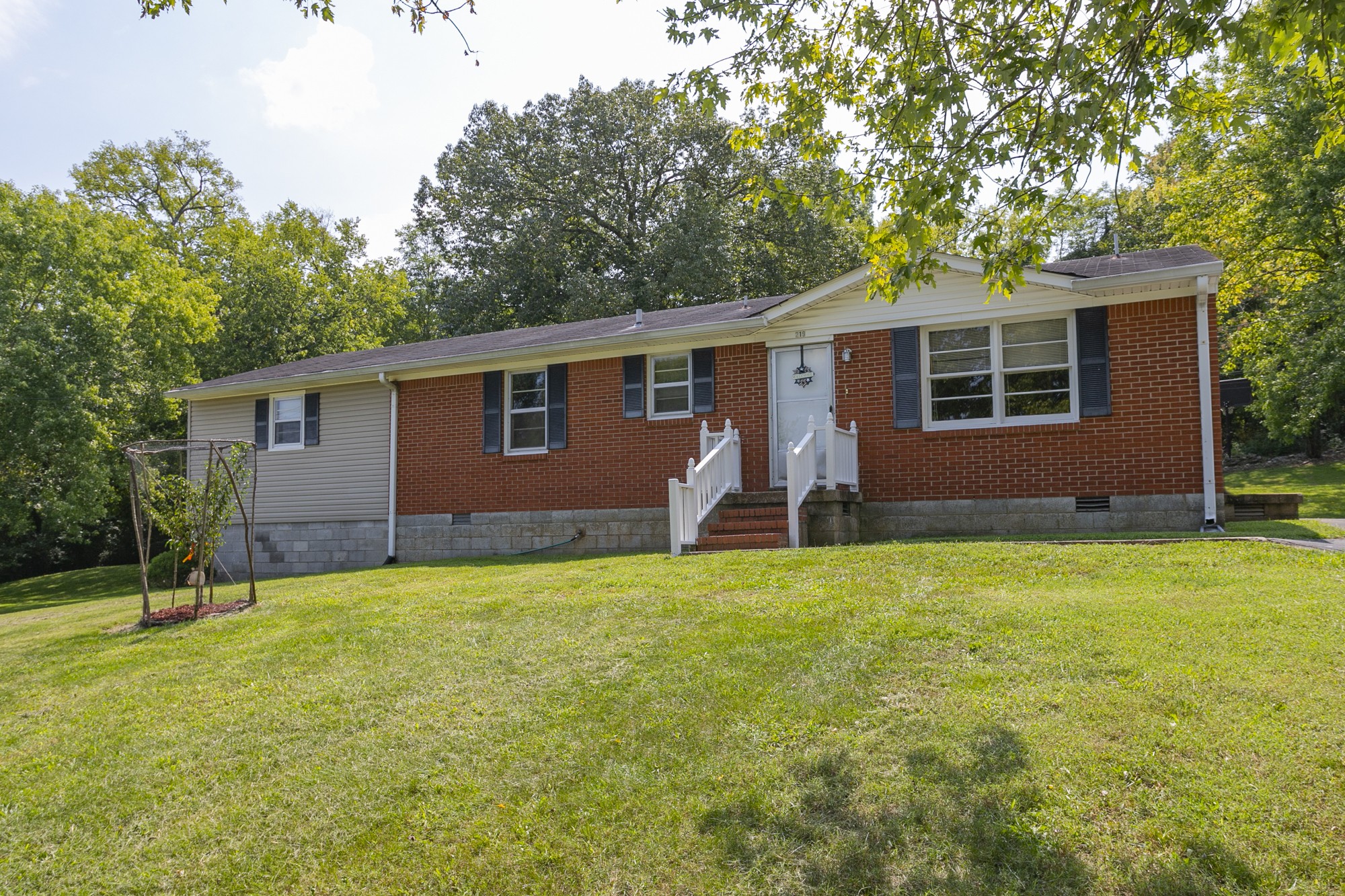 219 Clinch Drive Columbia TN 38401