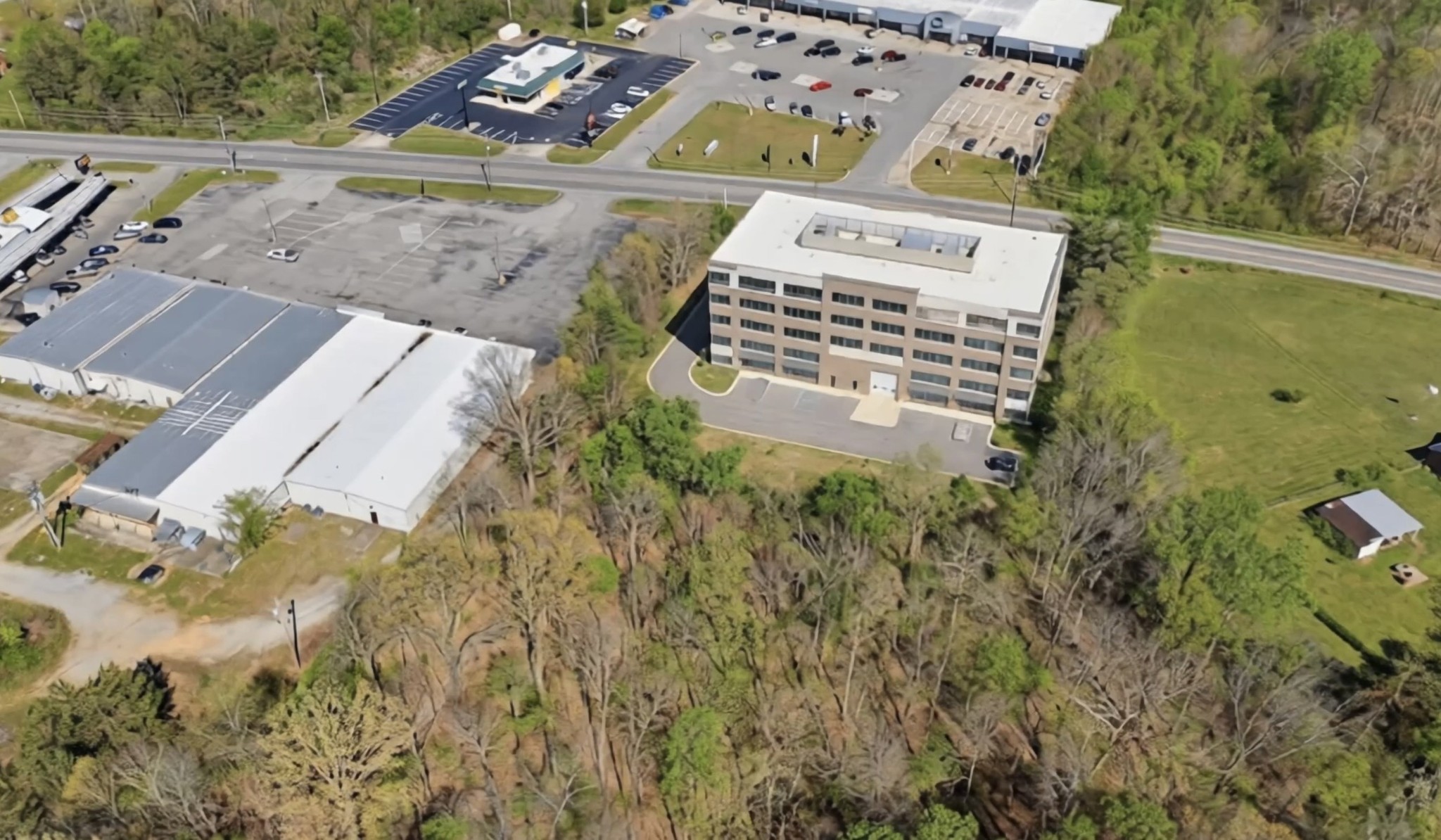 661 Highway 100 Centerville TN 37033
