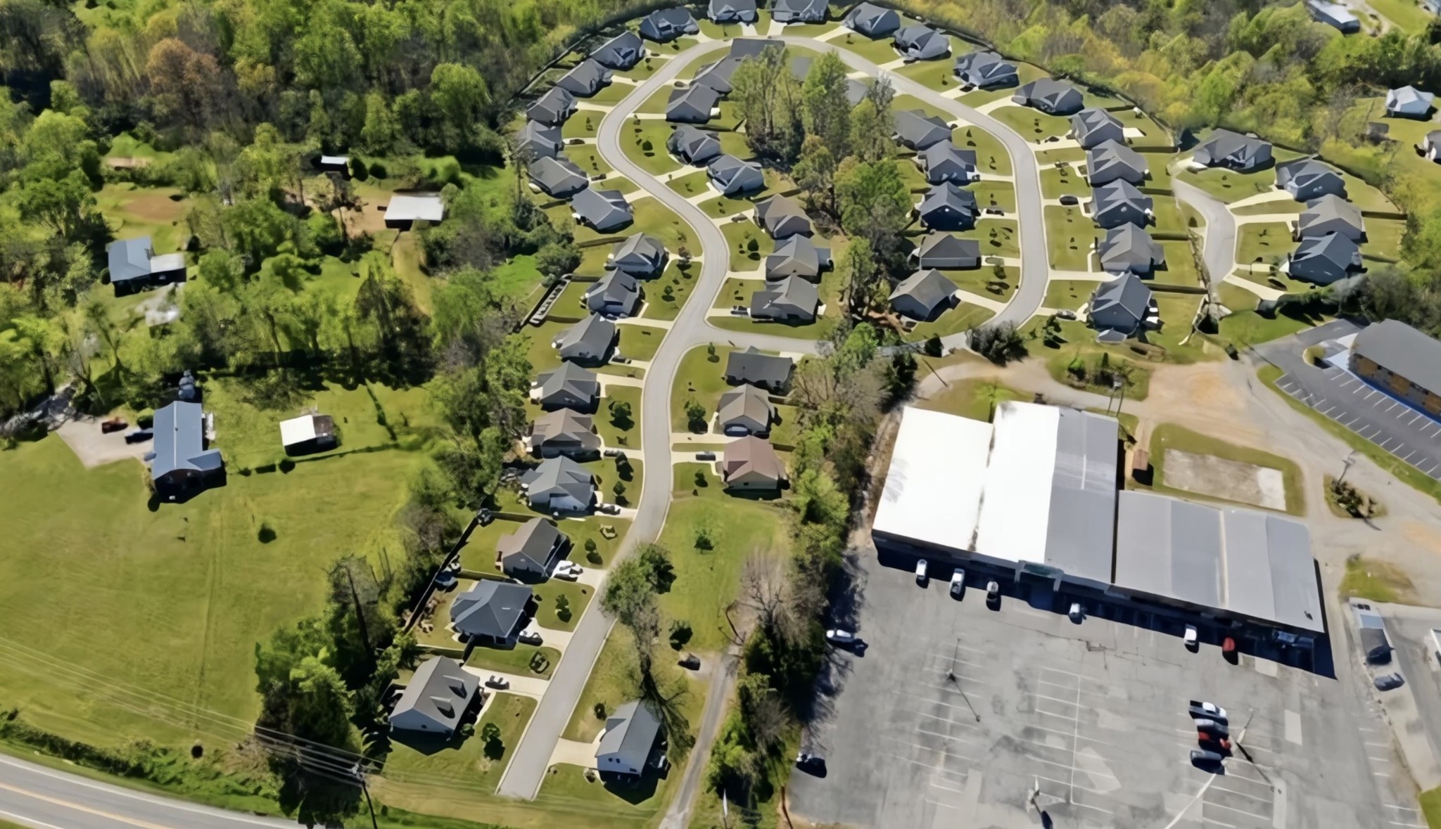 661 Highway 100 Centerville TN 37033