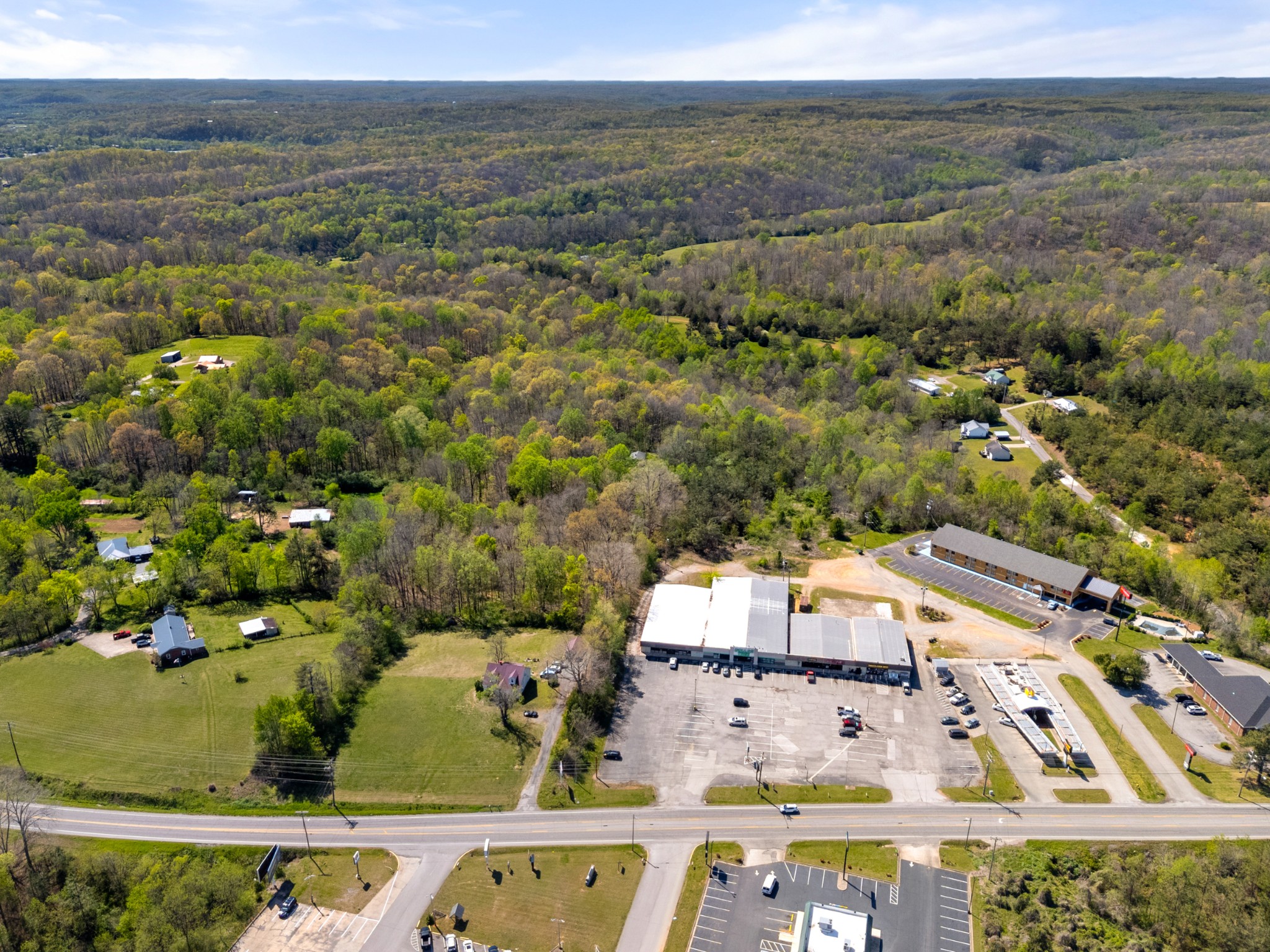 661 Highway 100 Centerville TN 37033