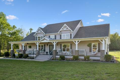 6322 Jim Cummings Highway Bradyville TN 37026