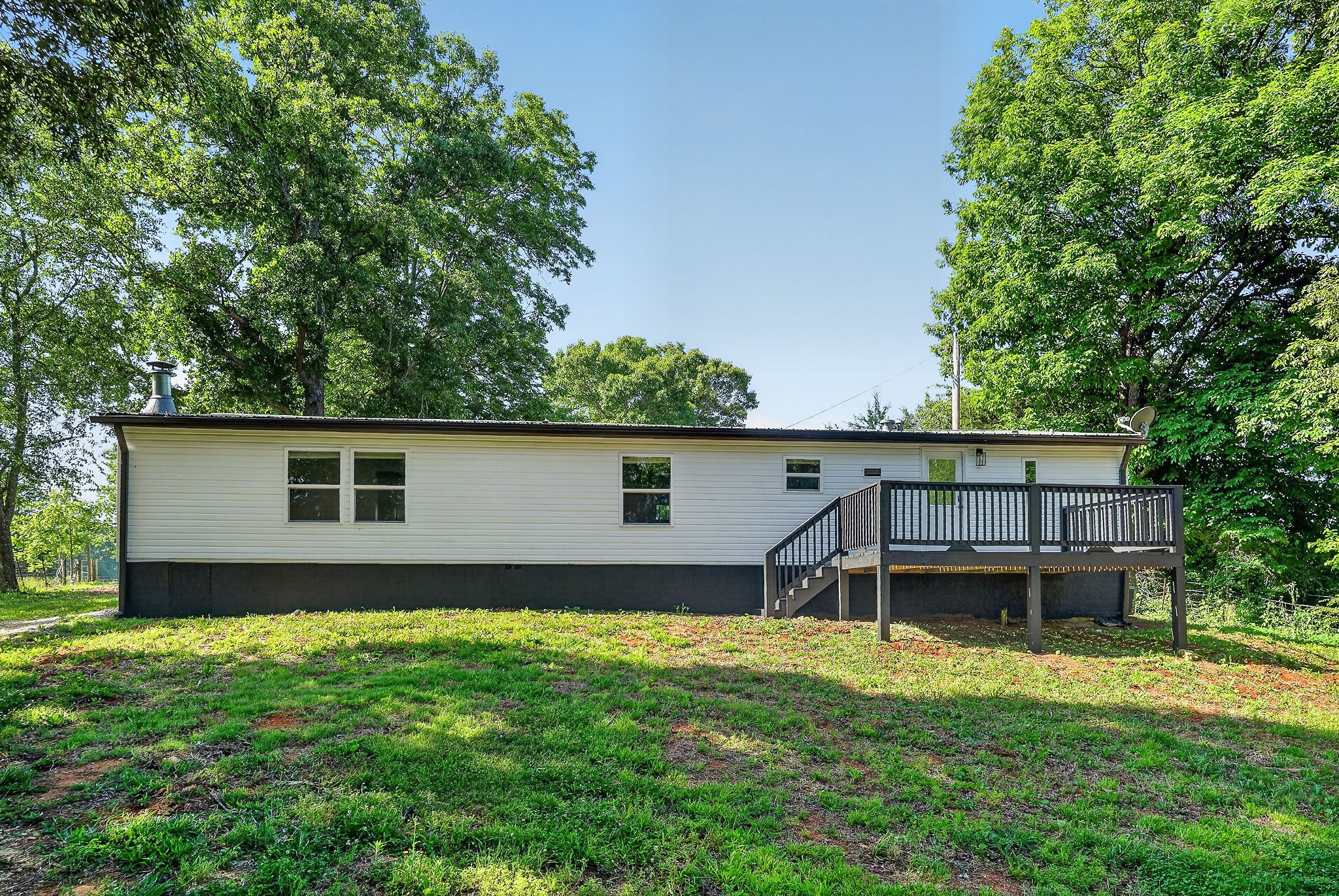 1883 Browntown Road Sparta TN 38583