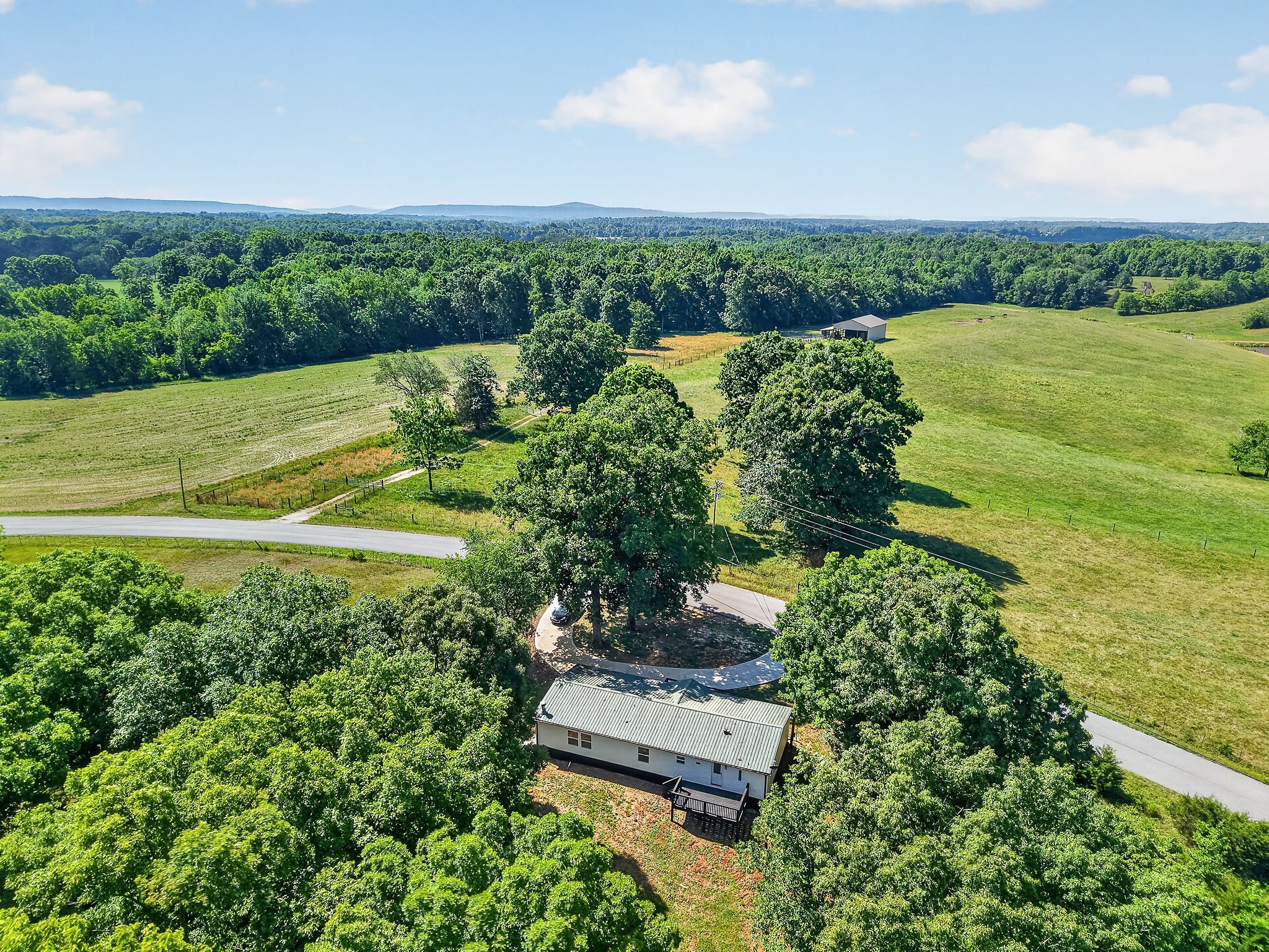 1883 Browntown Road Sparta TN 38583