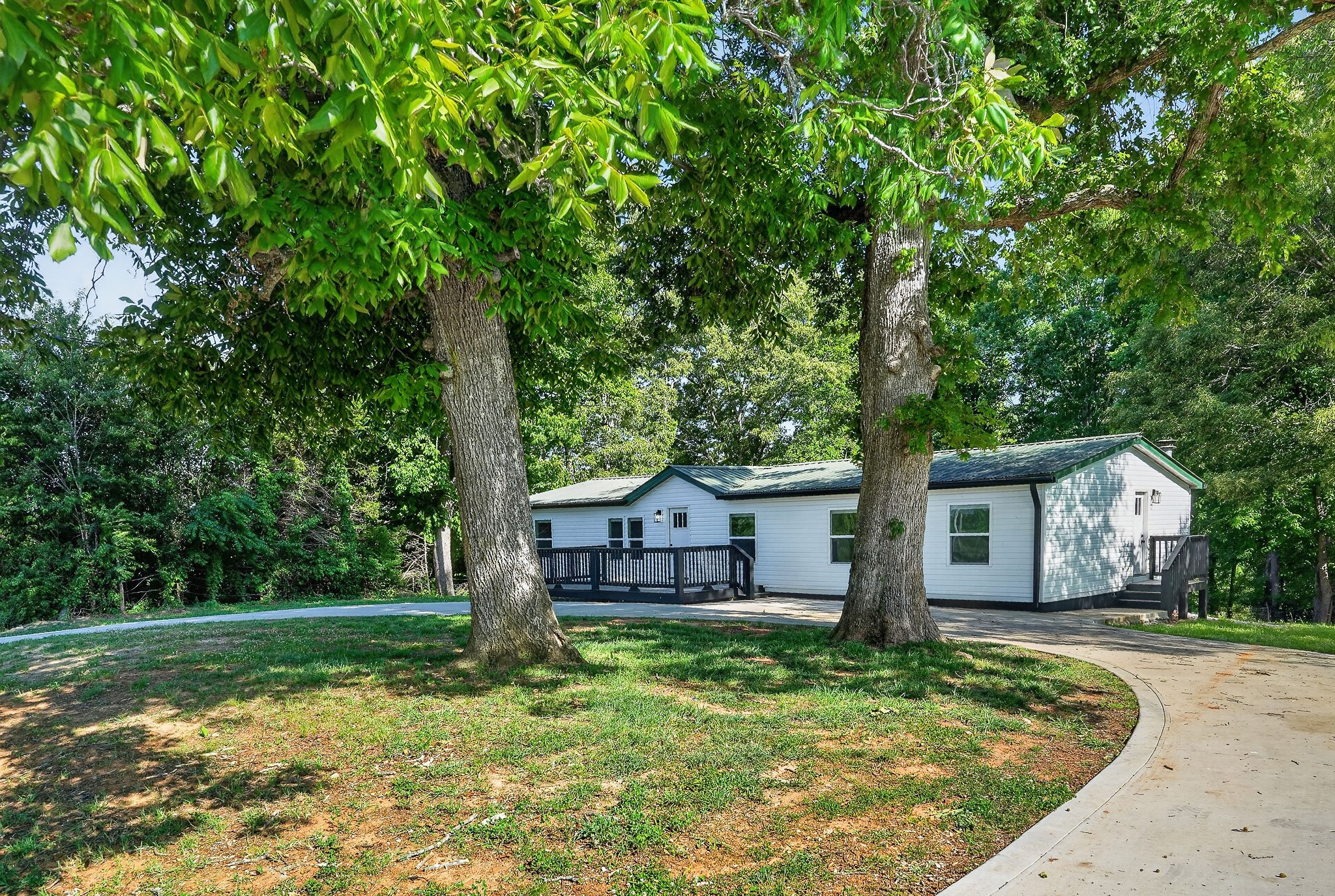 1883 Browntown Road Sparta TN 38583