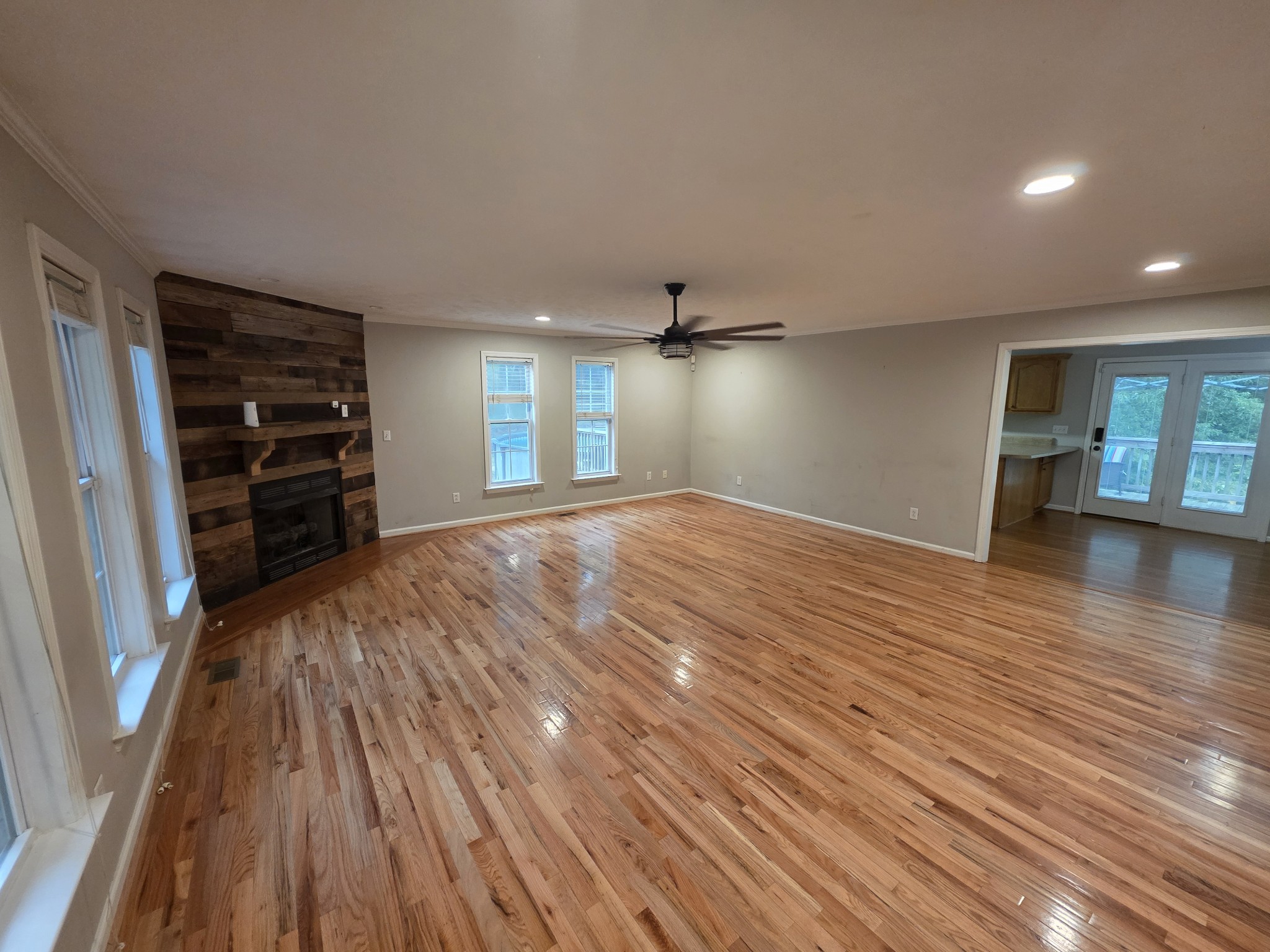 1200 Dawson Road White Bluff TN 37187