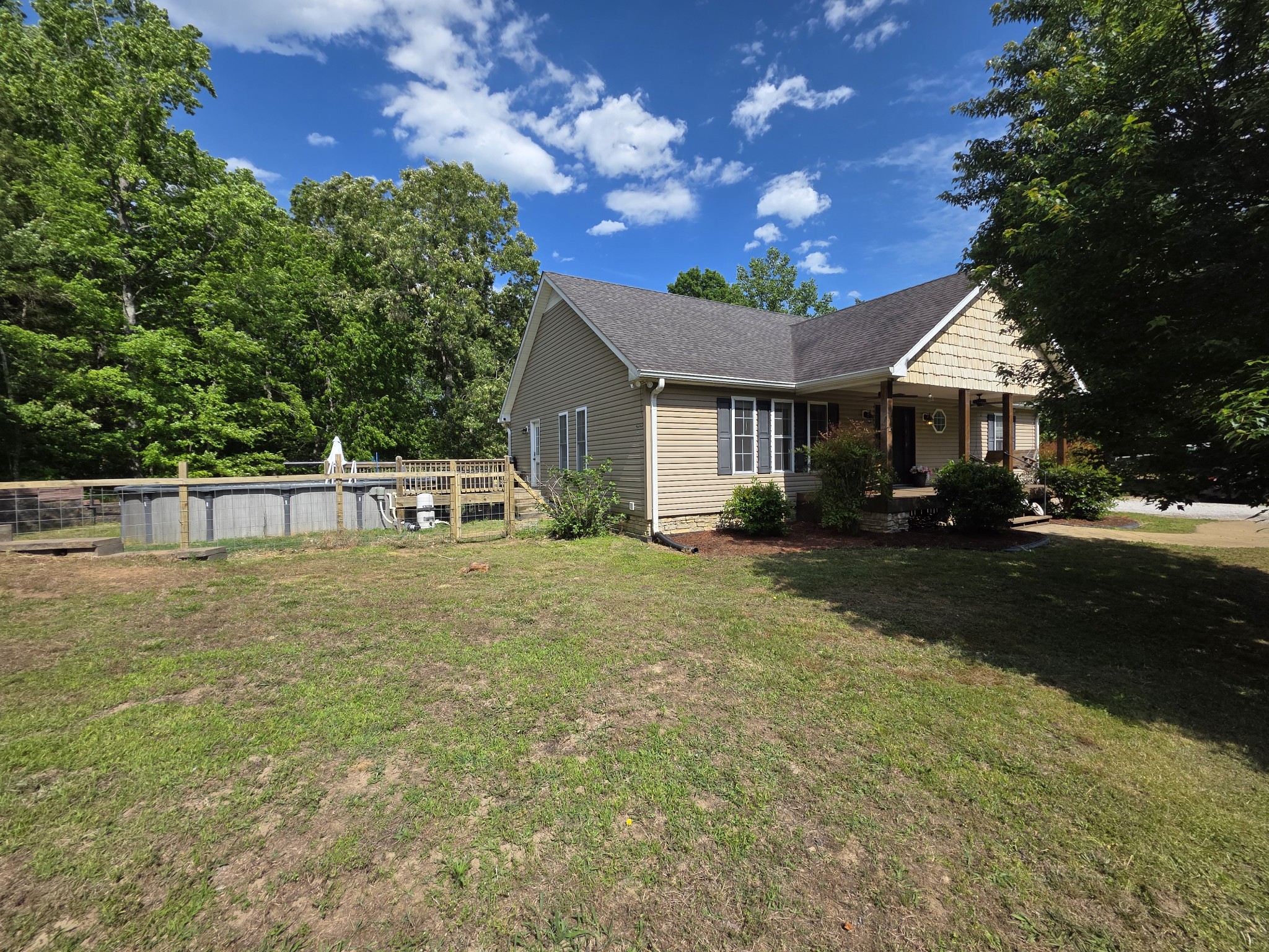 1200 Dawson Road White Bluff TN 37187