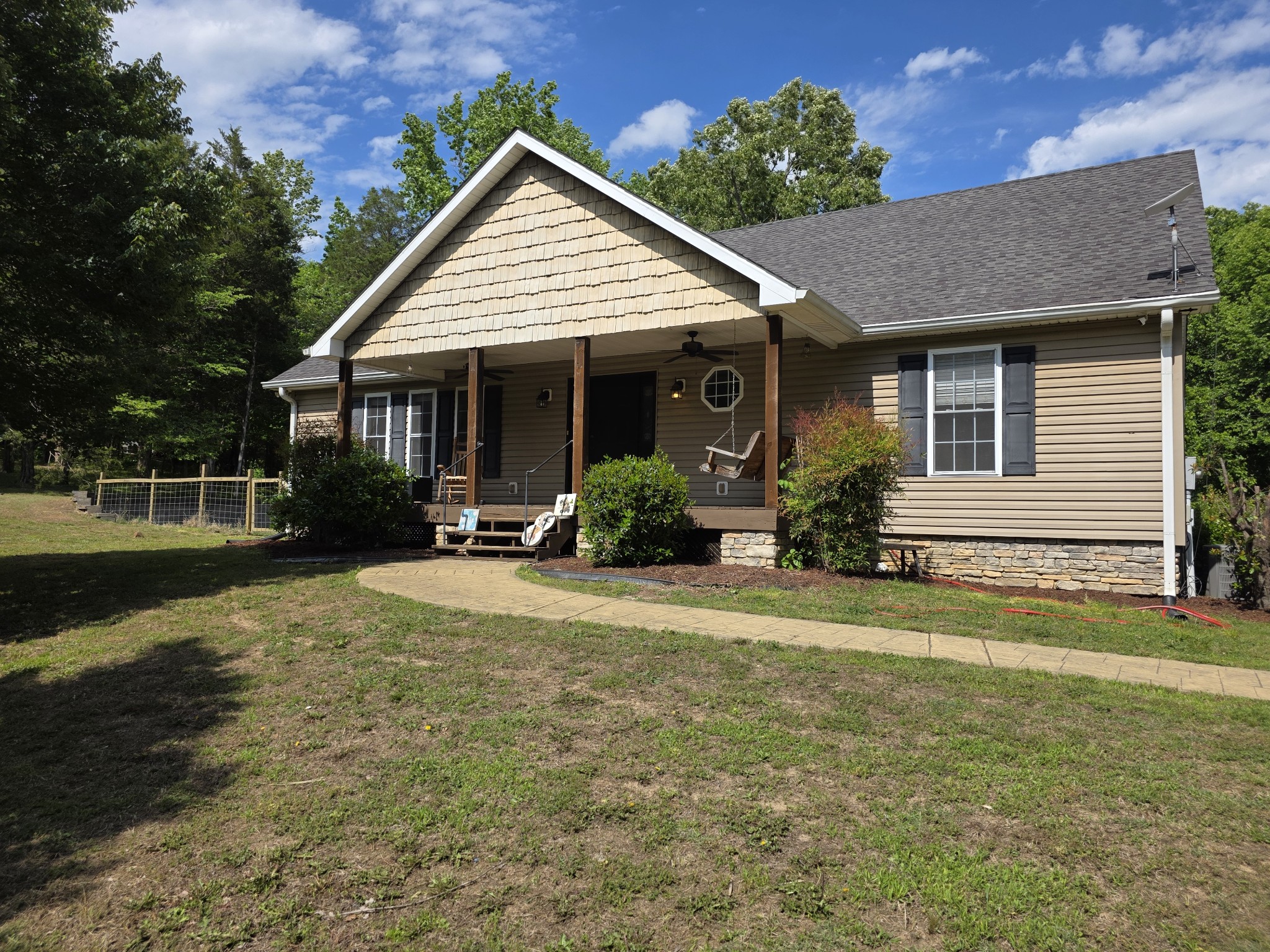 1200 Dawson Road White Bluff TN 37187