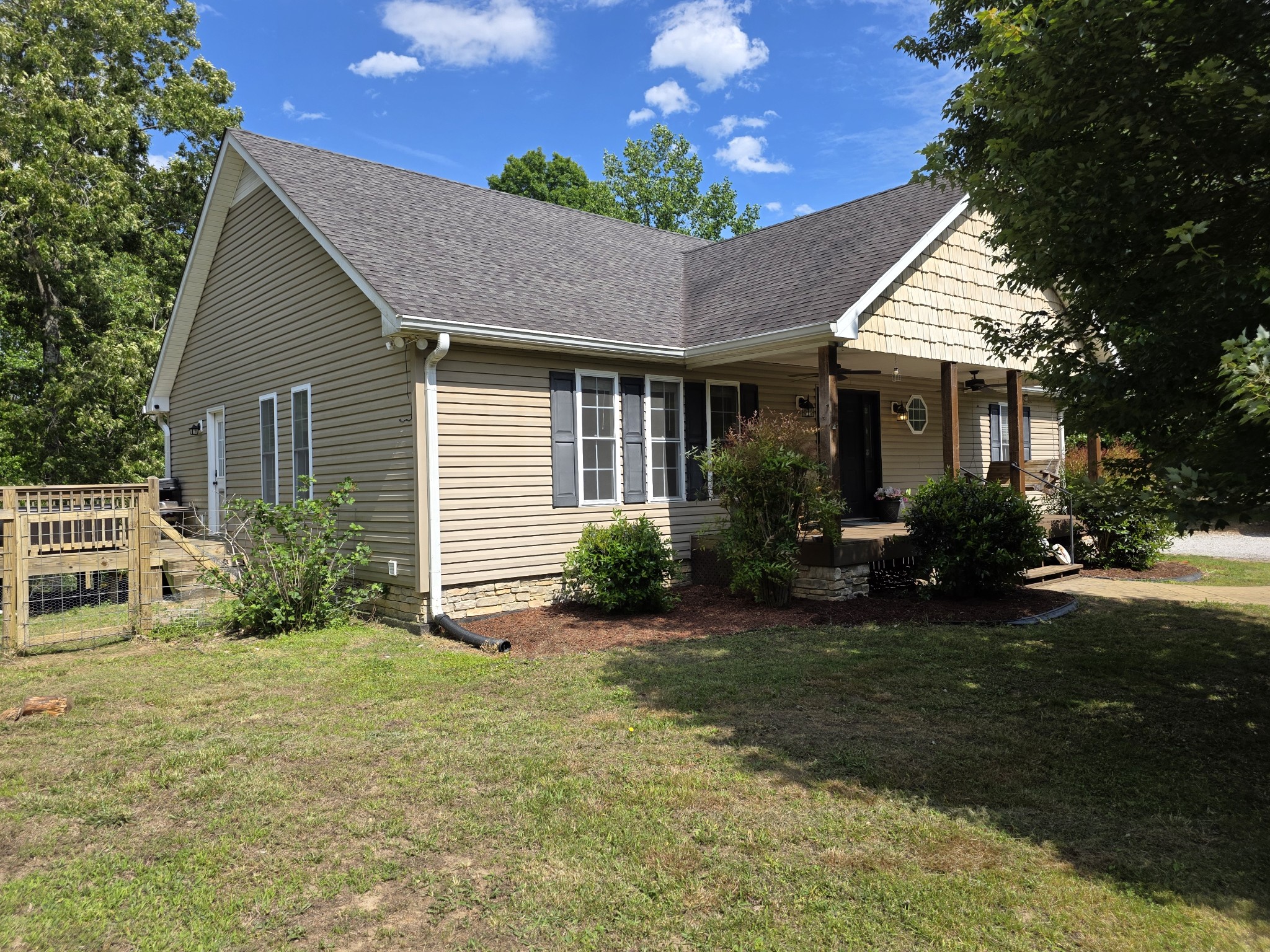 1200 Dawson Road White Bluff TN 37187