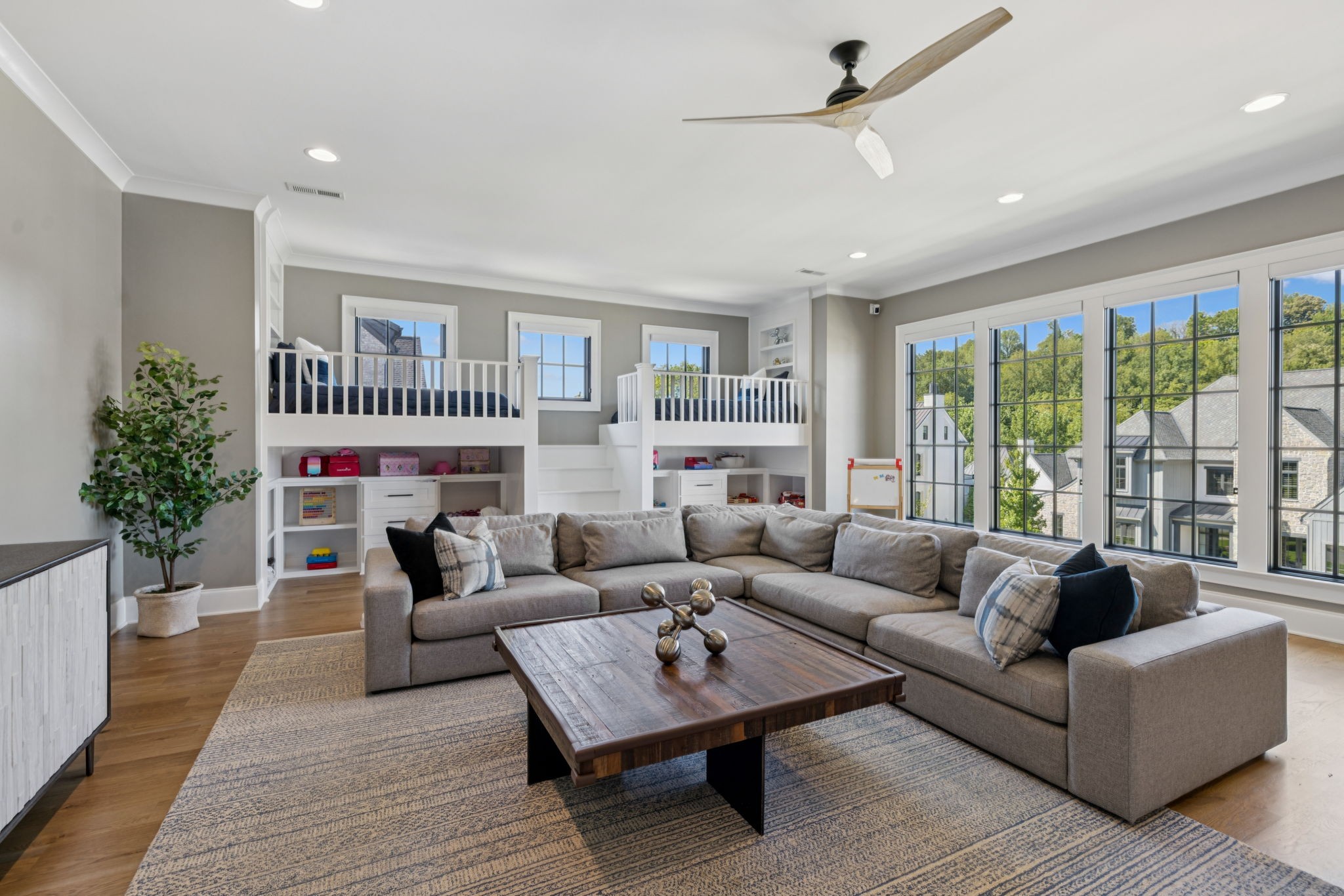 8139 Heirloom Boulevard College Grove TN 37046