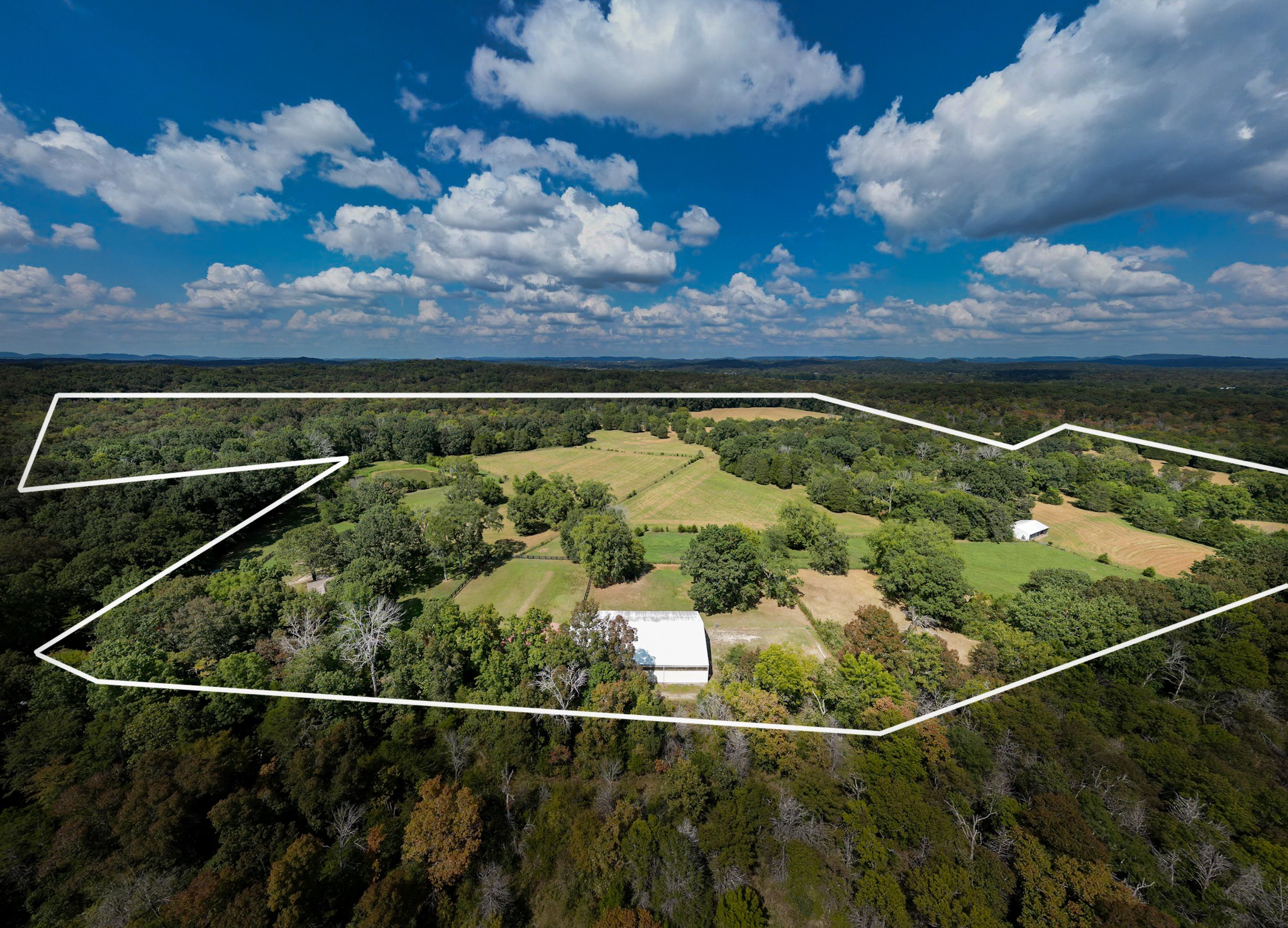 5010 John Lee Johnson Road Columbia TN 38401