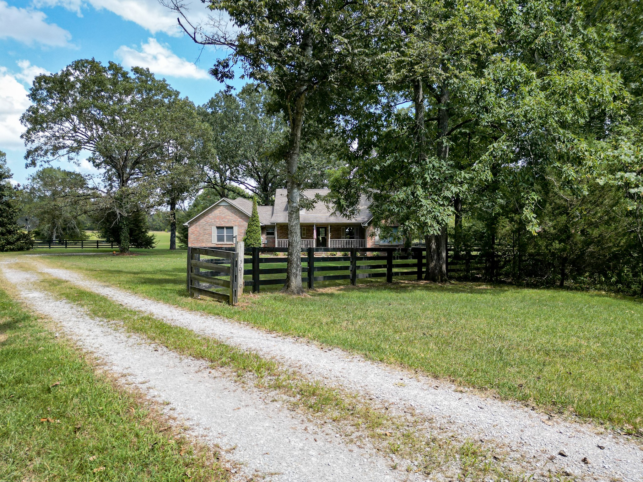 5010 John Lee Johnson Road Columbia TN 38401