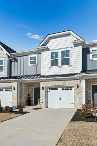 5734 Cloverwood Drive Rockvale TN 37153