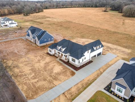 1036 Peyton Place Columbia TN 38401