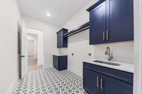 1036 Peyton Place Columbia TN 38401