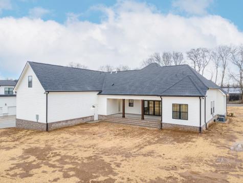 1036 Peyton Place Columbia TN 38401