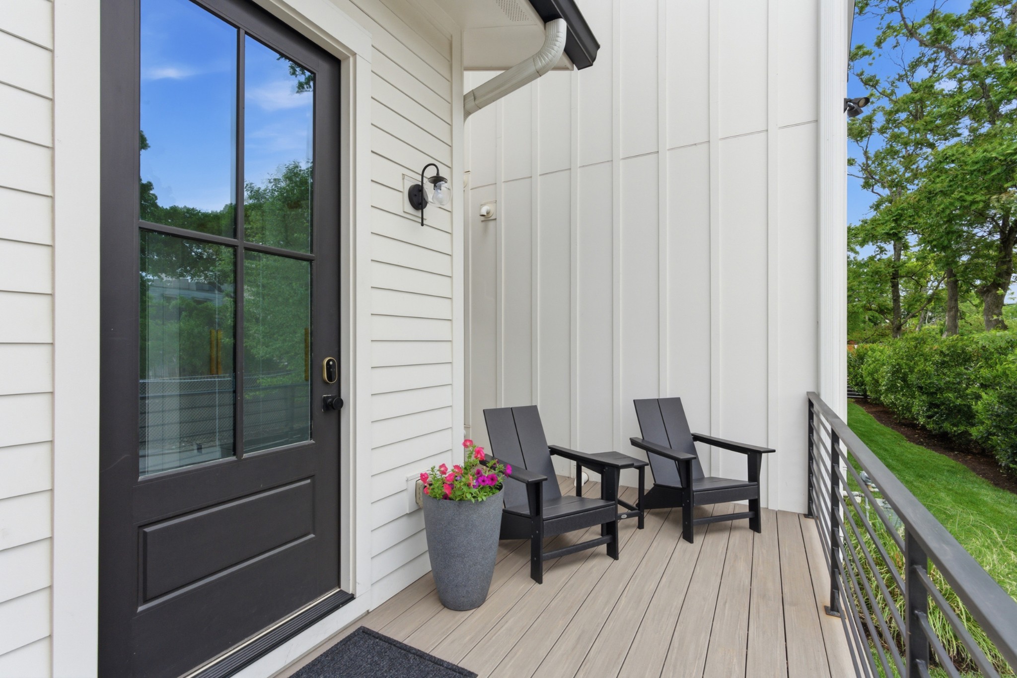 1207 Sweetbriar Avenue Nashville TN 37212