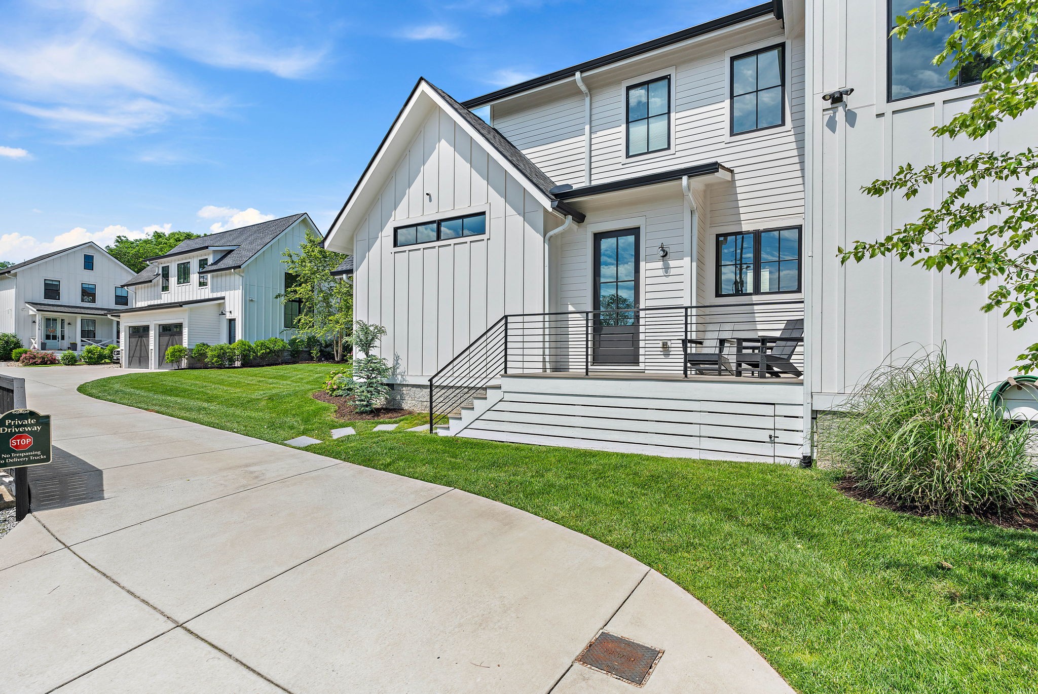 1207 Sweetbriar Avenue Nashville TN 37212