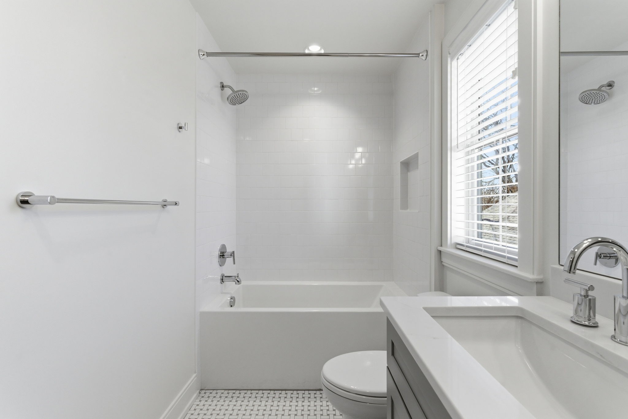 1207 Sweetbriar Avenue Nashville TN 37212