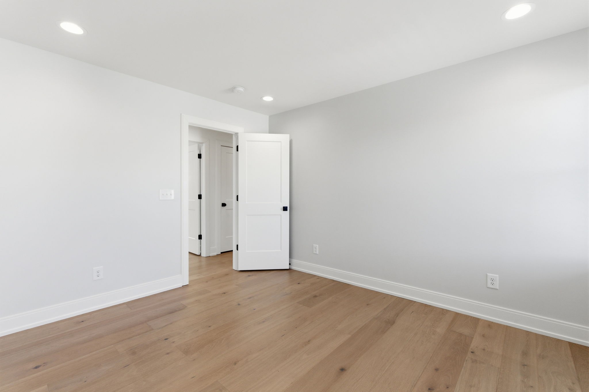 1207 Sweetbriar Avenue Nashville TN 37212