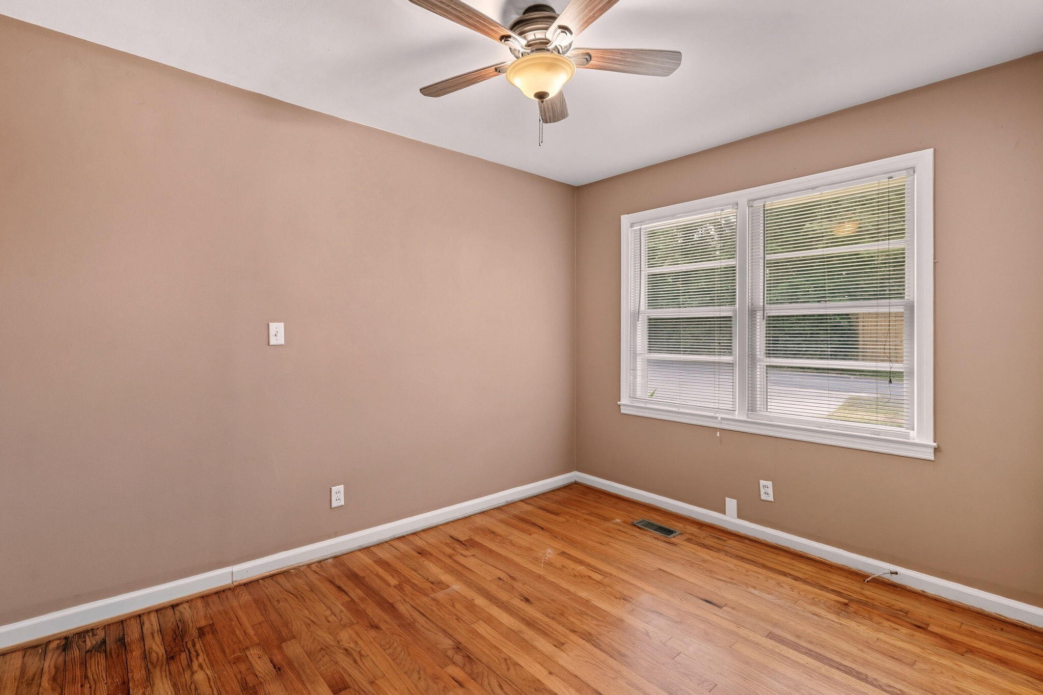 3005 Pine Drive, NE Cleveland TN 37312