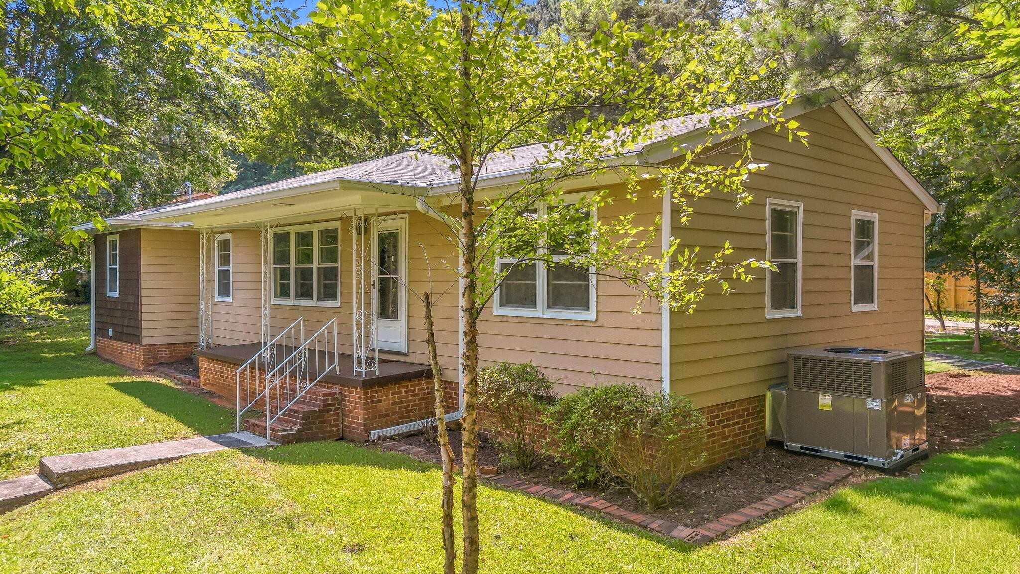 3005 Pine Drive, NE Cleveland TN 37312
