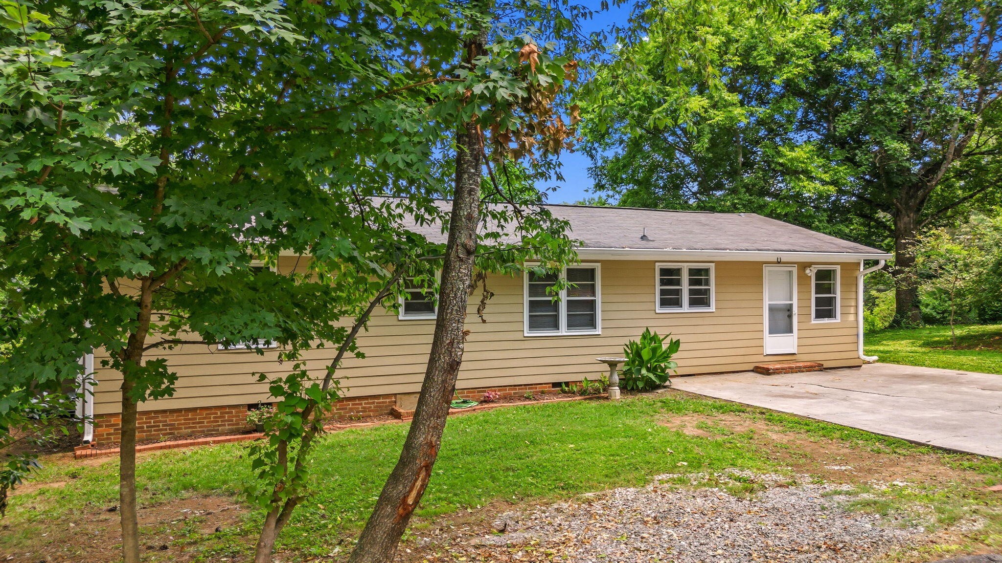3005 Pine Drive, NE Cleveland TN 37312