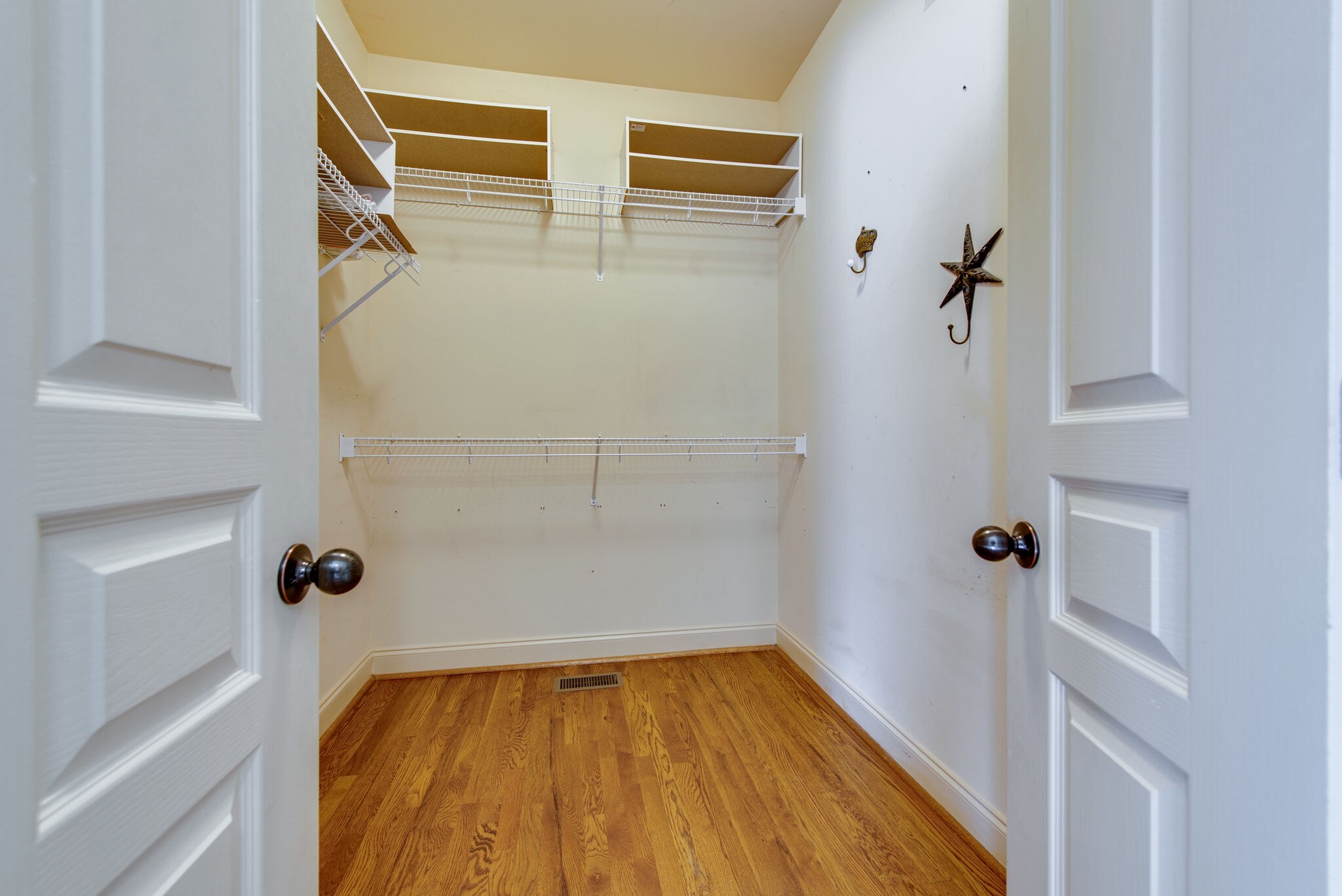 1606 Boscobel Street Nashville TN 37206
