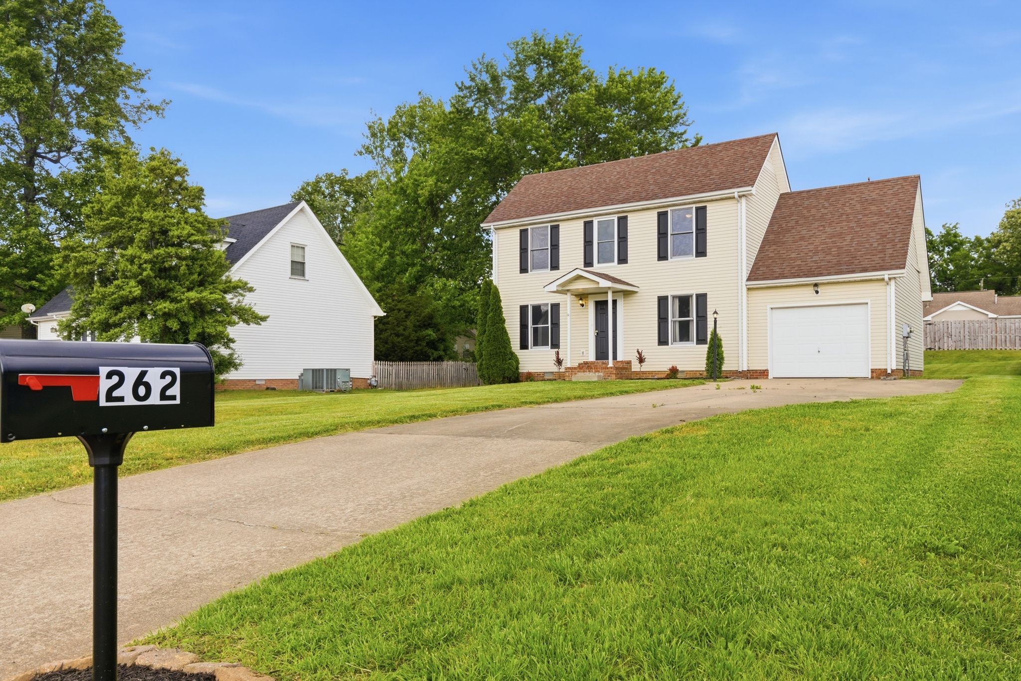 262 Kathleen Court Clarksville TN 37043