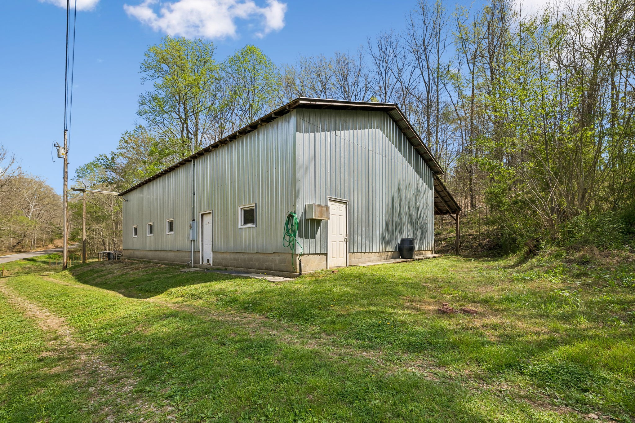 805 Harris Road Dickson TN 37055