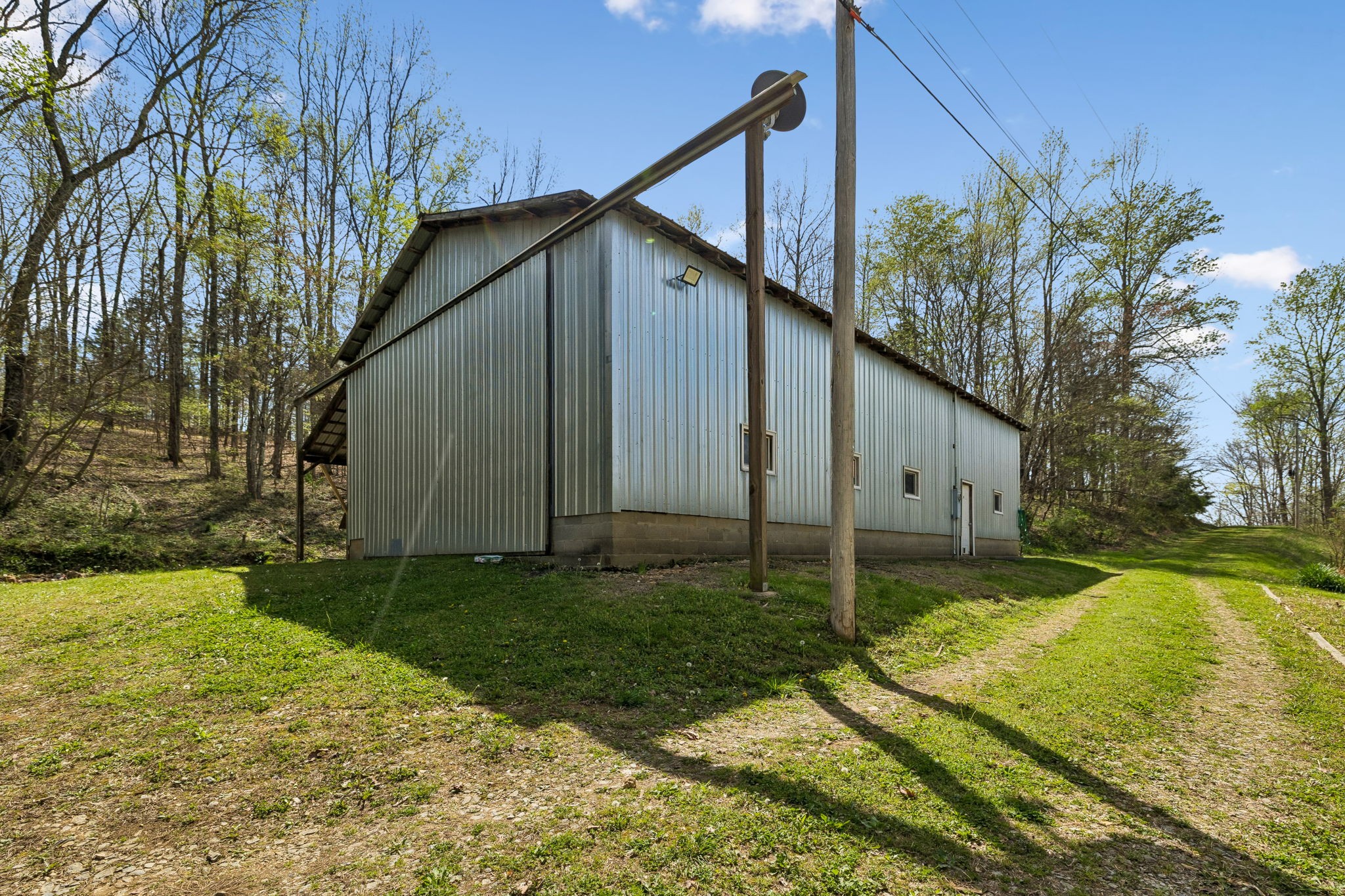 805 Harris Road Dickson TN 37055