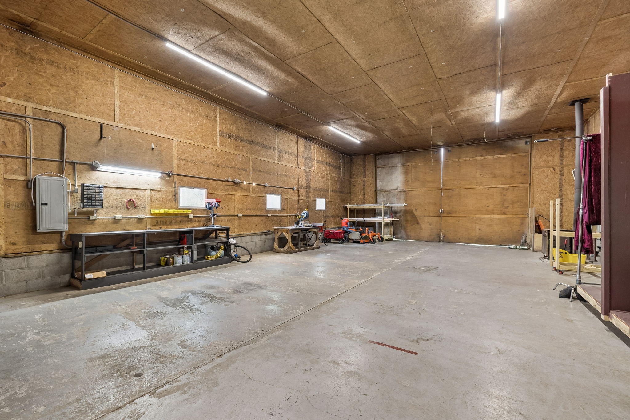 805 Harris Road Dickson TN 37055