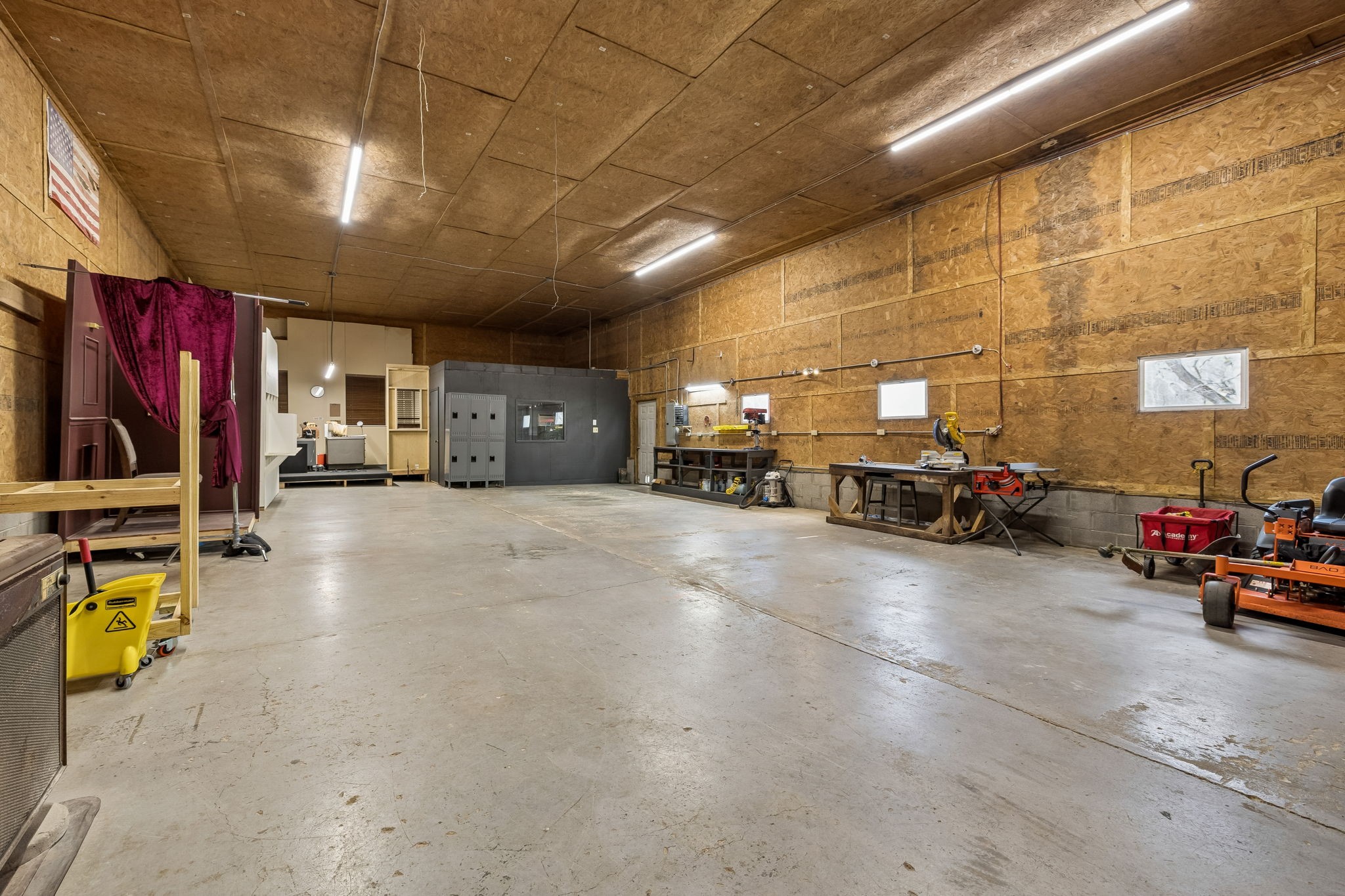 805 Harris Road Dickson TN 37055