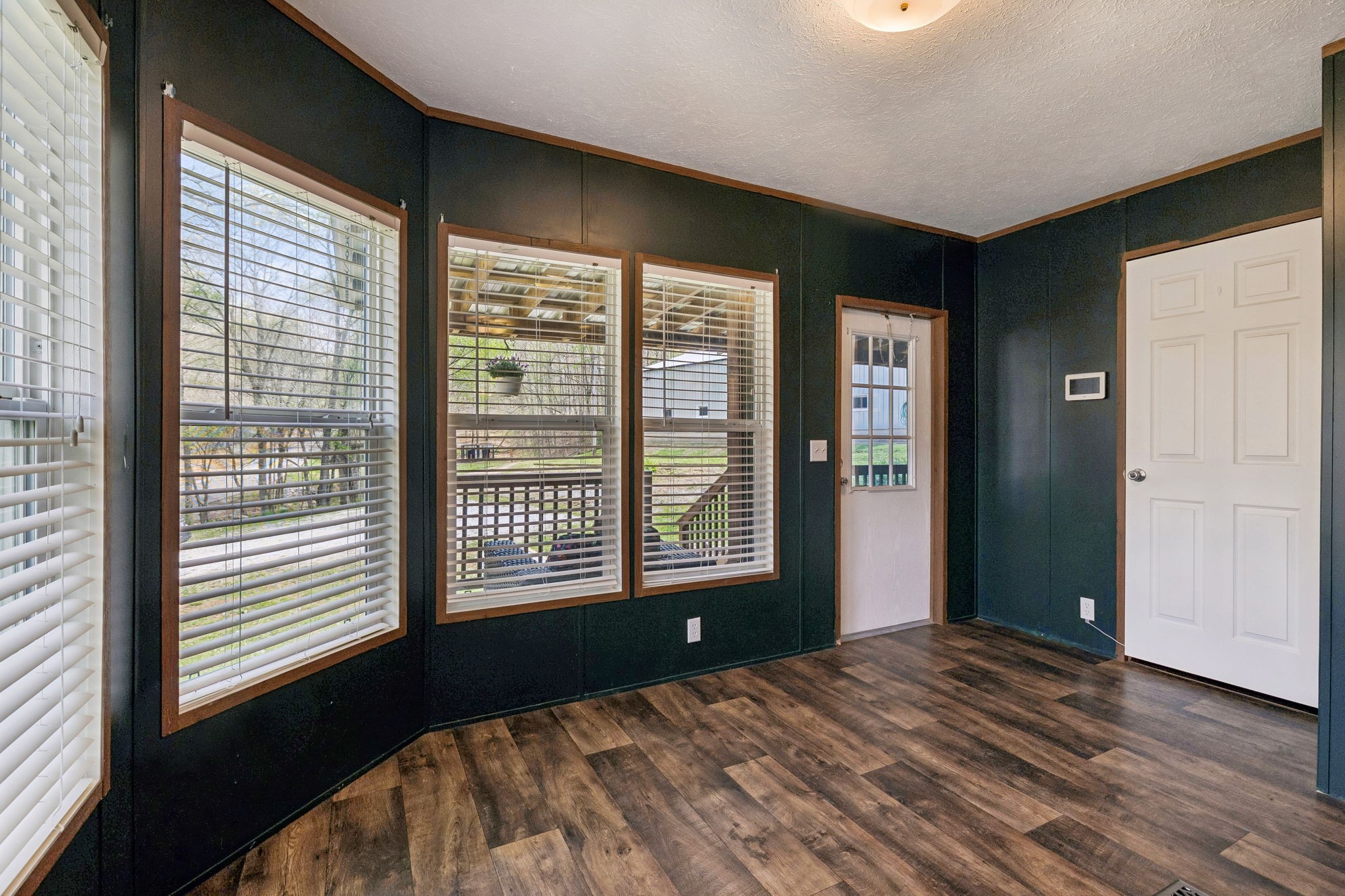 805 Harris Road Dickson TN 37055