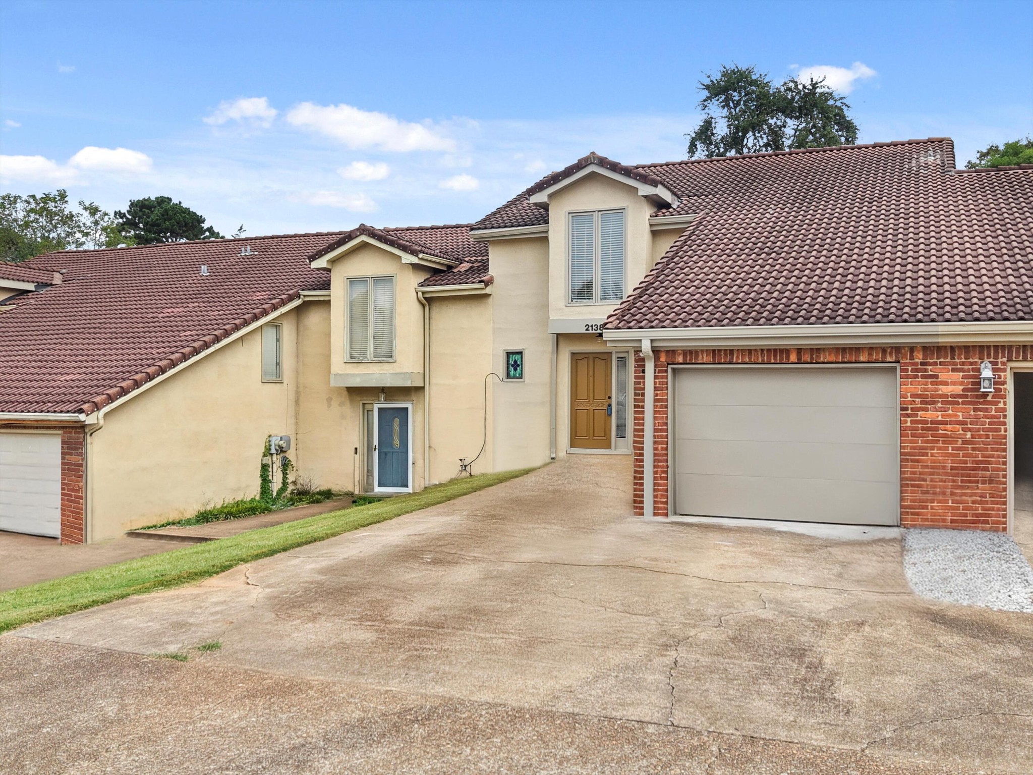 2138 Vaden Village Drive Chattanooga TN 37421