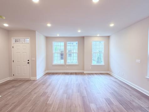 2718 Willowoak Trail Murfreesboro TN 37129
