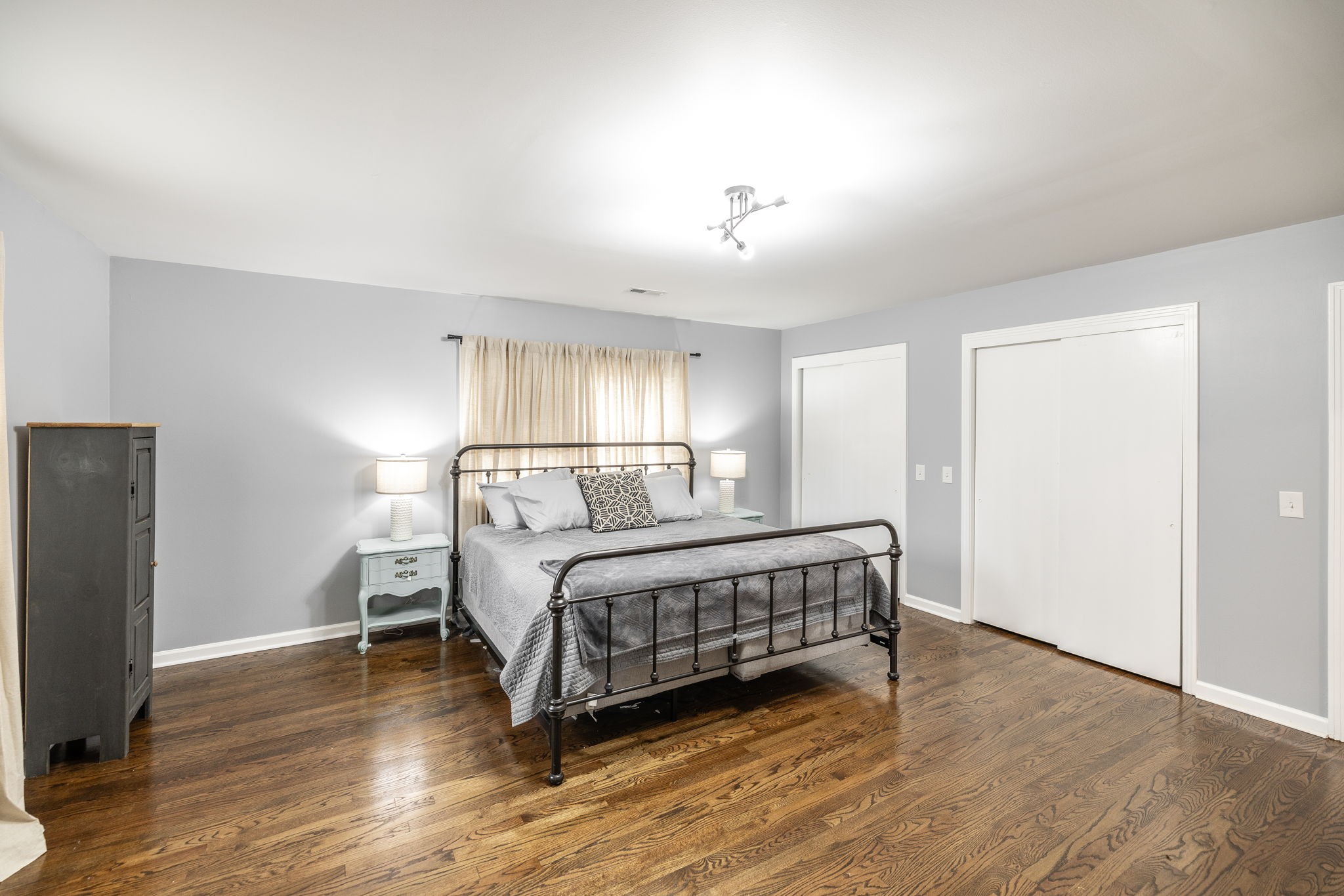 516 N Russell Street Portland TN 37148