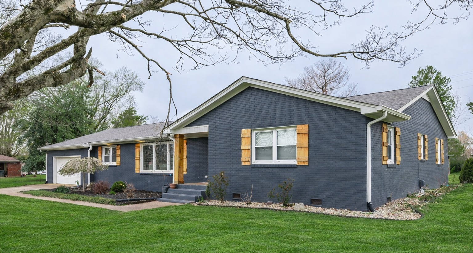 516 N Russell Street Portland TN 37148