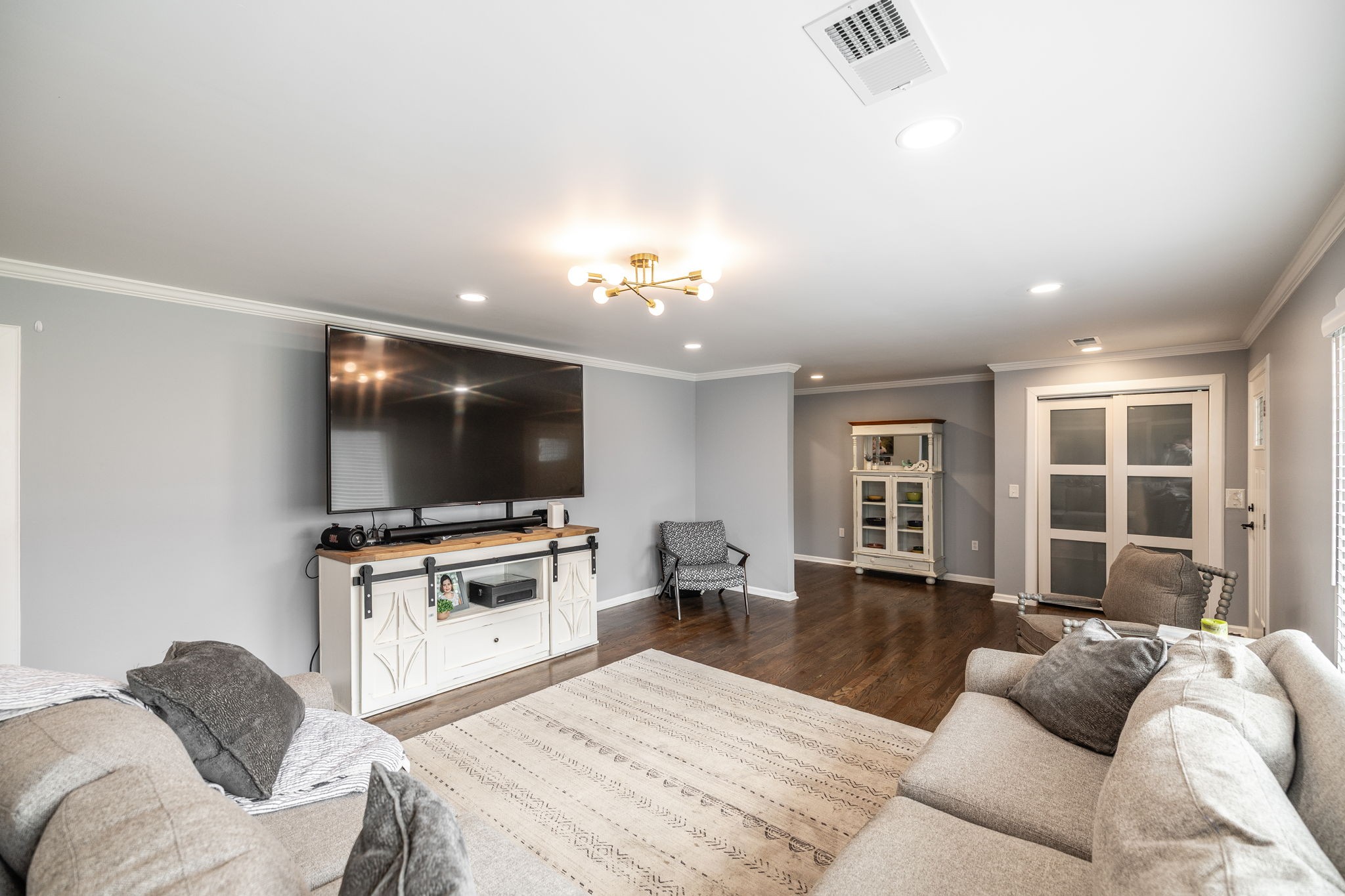 516 N Russell Street Portland TN 37148
