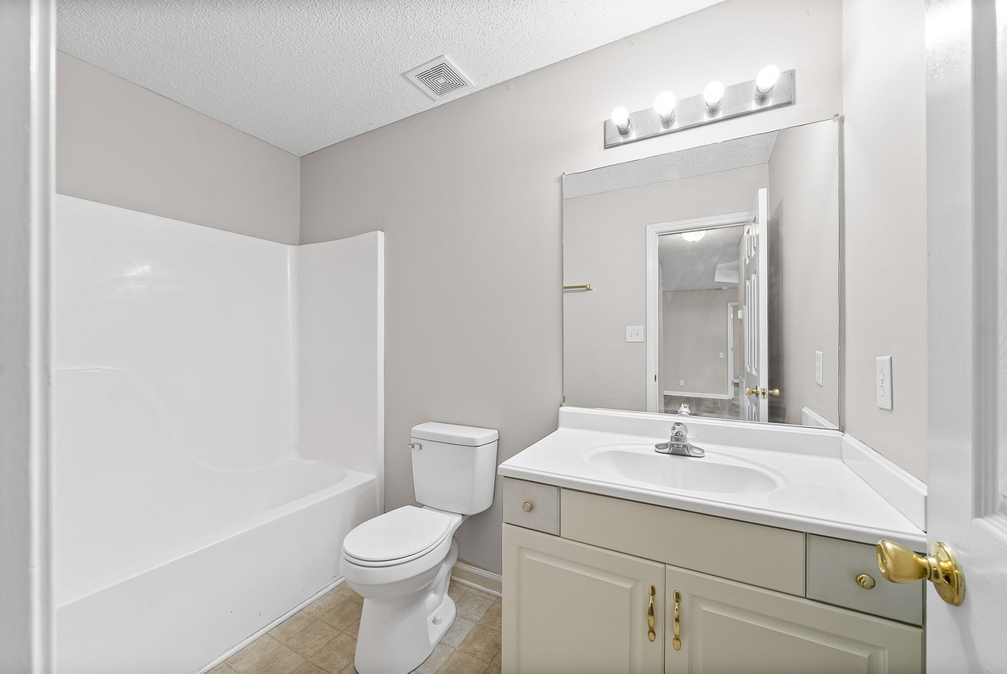 346 Donna Drive Clarksville TN 37042